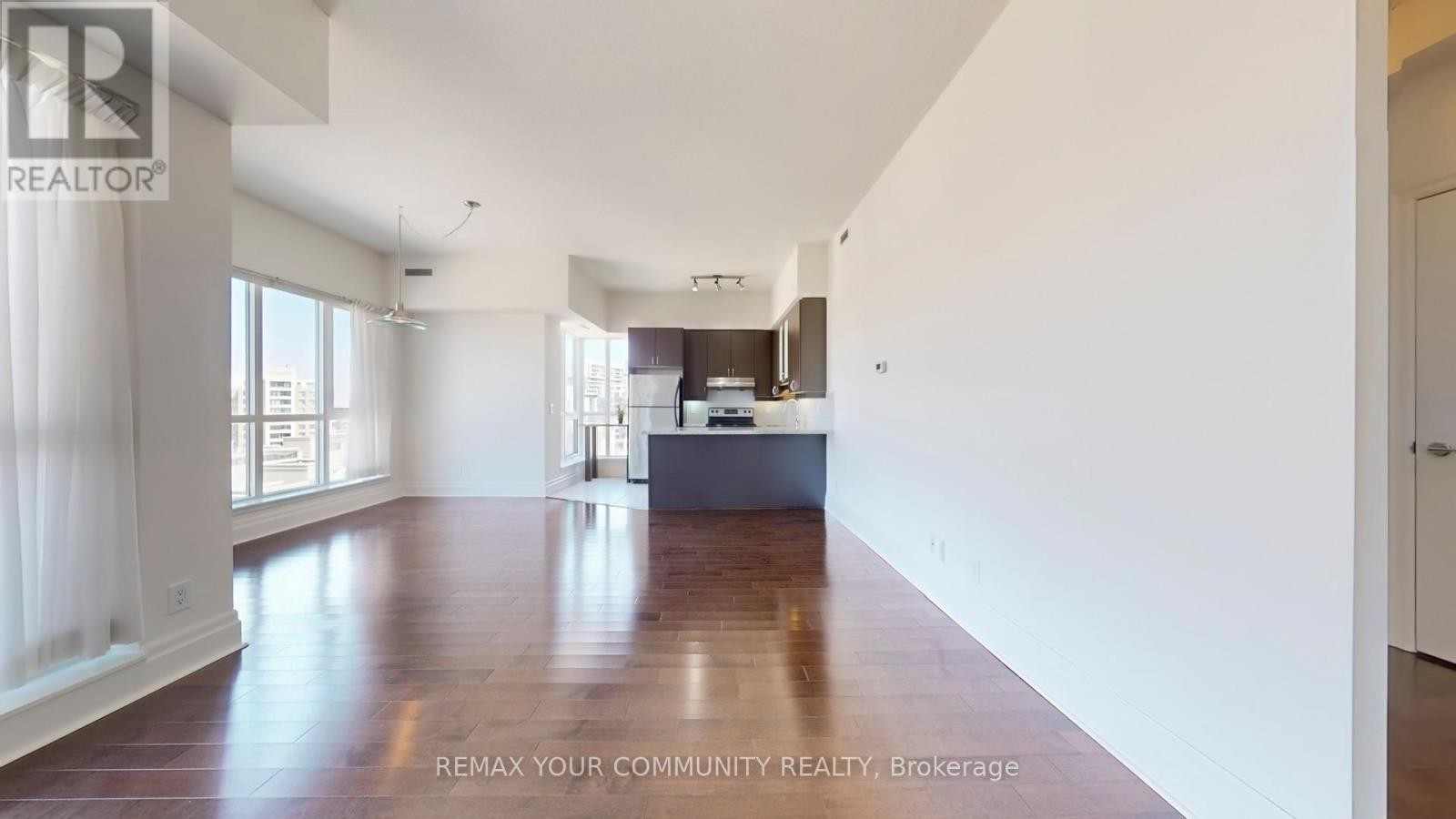 












703 - 21 UPPER DUKE CRESCENT

,
Markham (Unionville),




Ontario
L6G0B7

