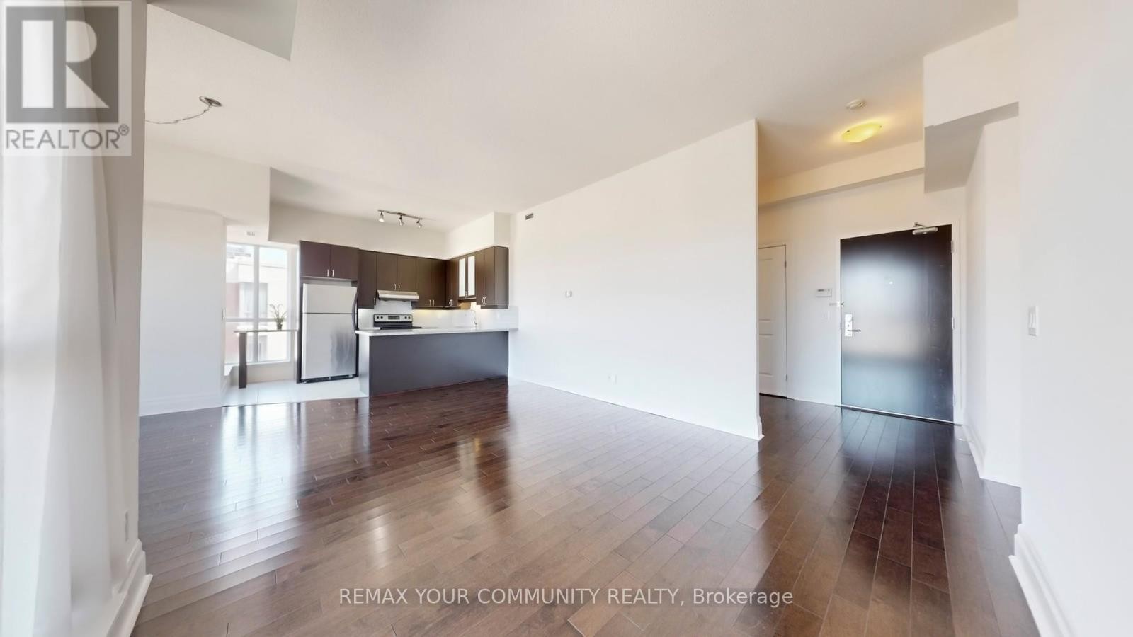 












703 - 21 UPPER DUKE CRESCENT

,
Markham (Unionville),




Ontario
L6G0B7

