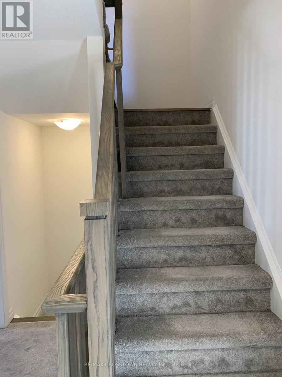 












179 WILLIAM BOOTH AVENUE

,
Newmarket (Woodland Hill),




Ontario
L3Y4V9

