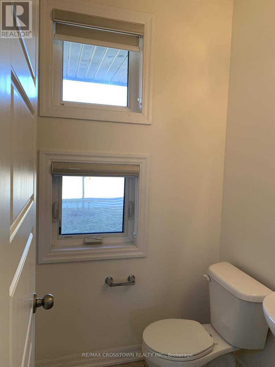 












179 WILLIAM BOOTH AVENUE

,
Newmarket (Woodland Hill),




Ontario
L3Y4V9


