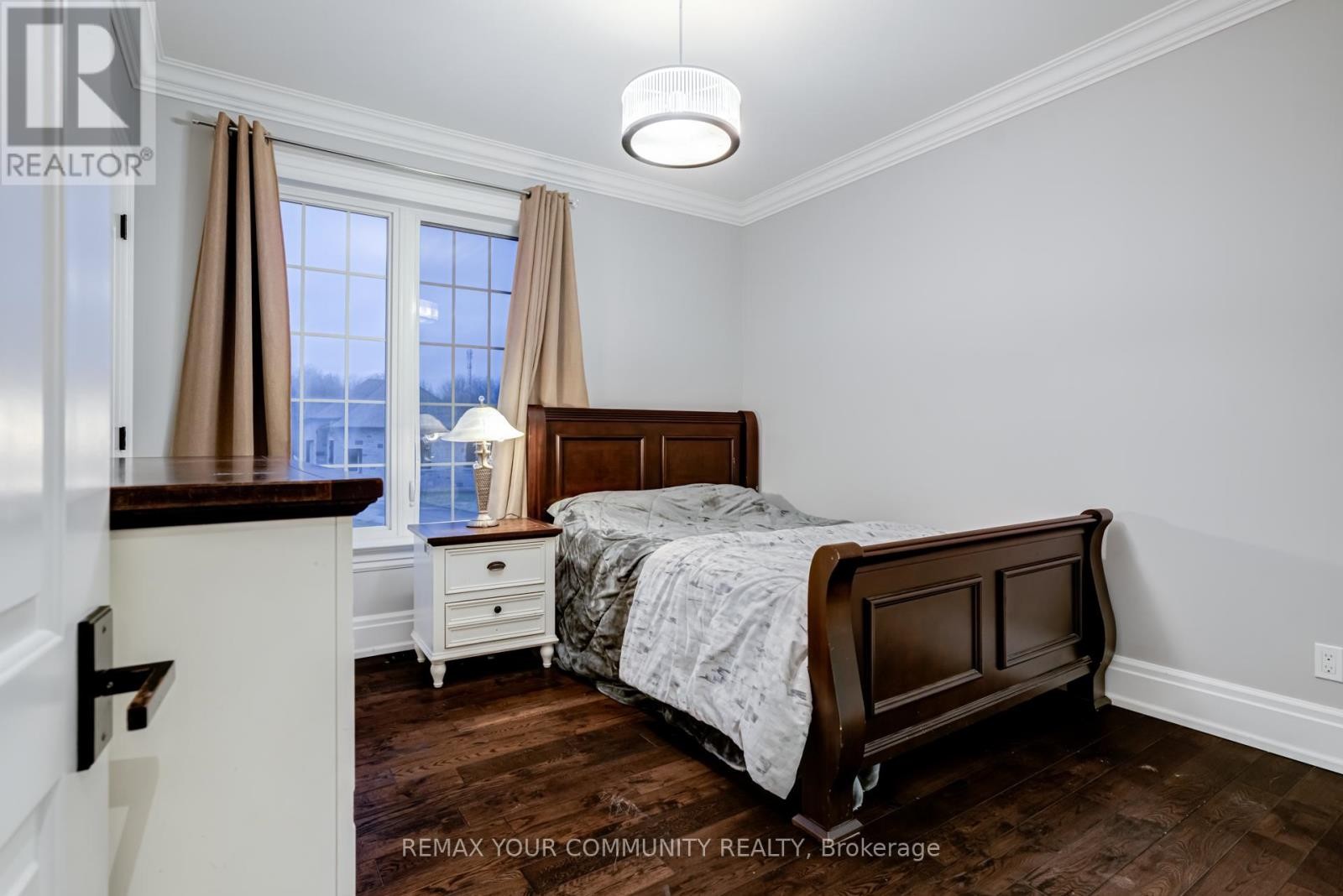 












20111 BATHURST STREET E

,
East Gwillimbury (Holland Landing),




Ontario
L9N1N3

