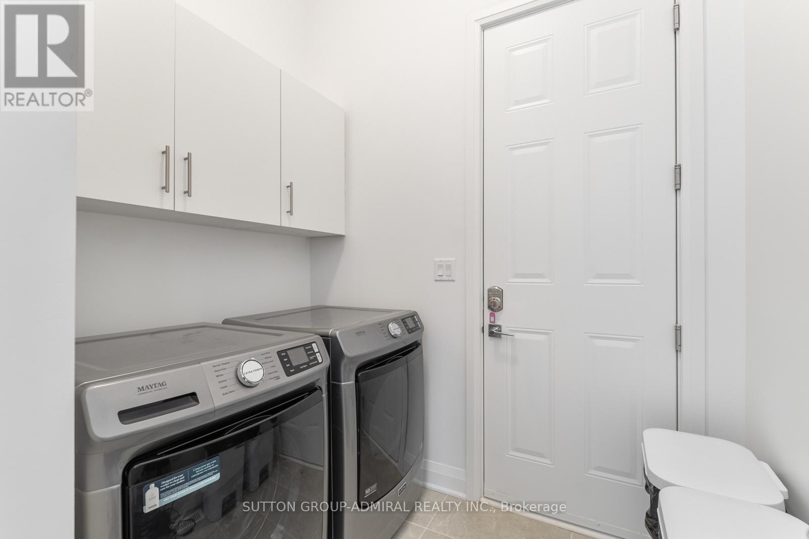 












2 LOIS TORRANCE TRAIL

,
Uxbridge,




Ontario
L9P0R9

