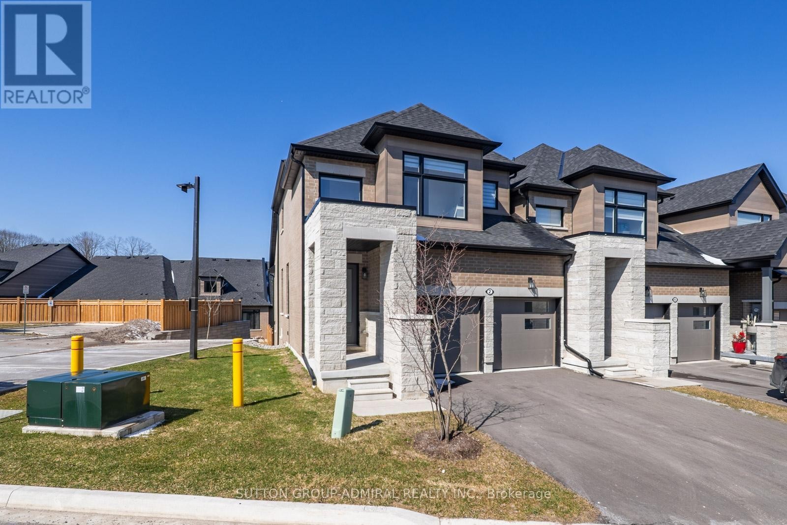 












2 LOIS TORRANCE TRAIL

,
Uxbridge,




Ontario
L9P0R9

