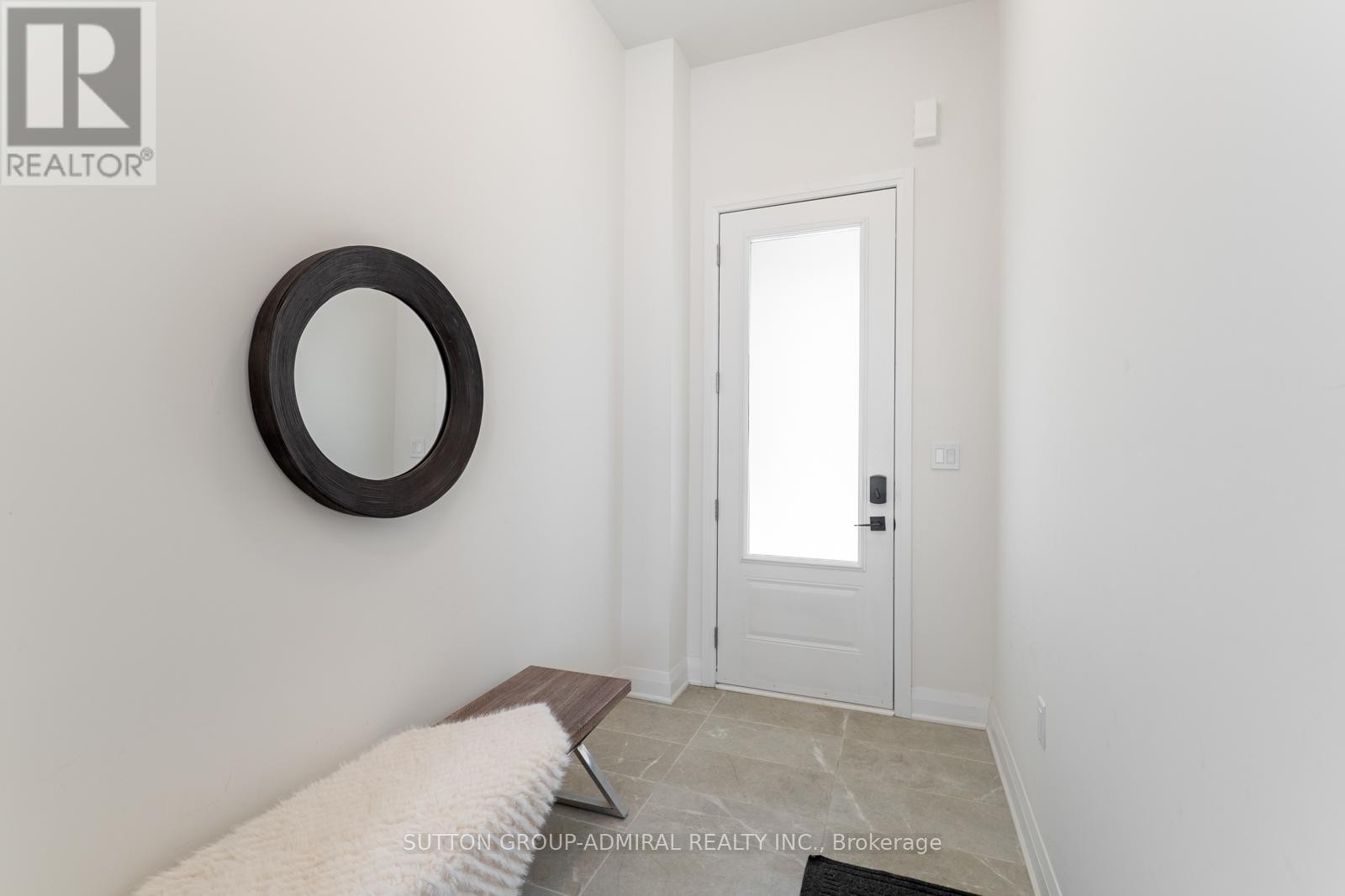 












2 LOIS TORRANCE TRAIL

,
Uxbridge,




Ontario
L9P0R9

