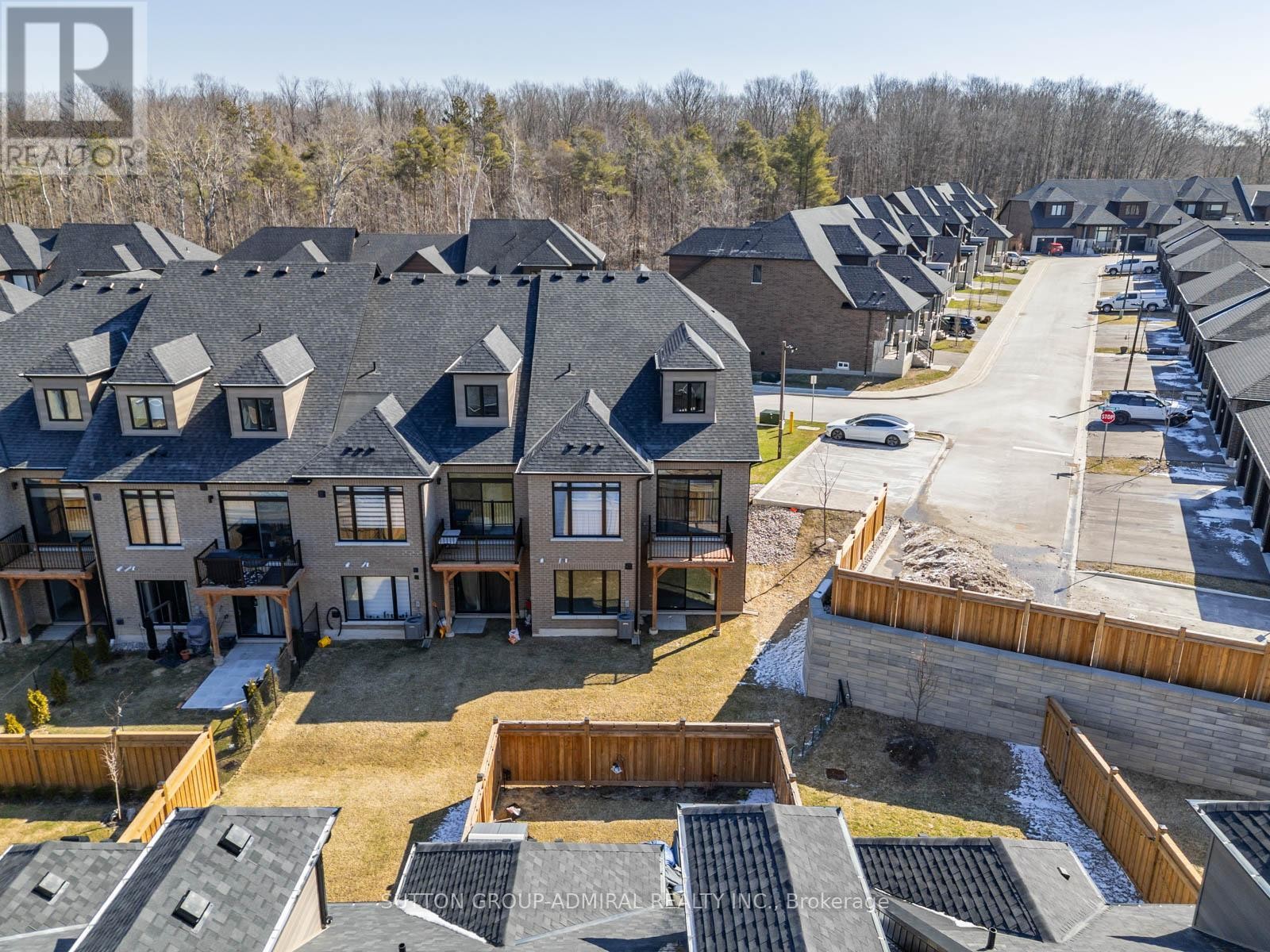 












2 LOIS TORRANCE TRAIL

,
Uxbridge,




Ontario
L9P0R9

