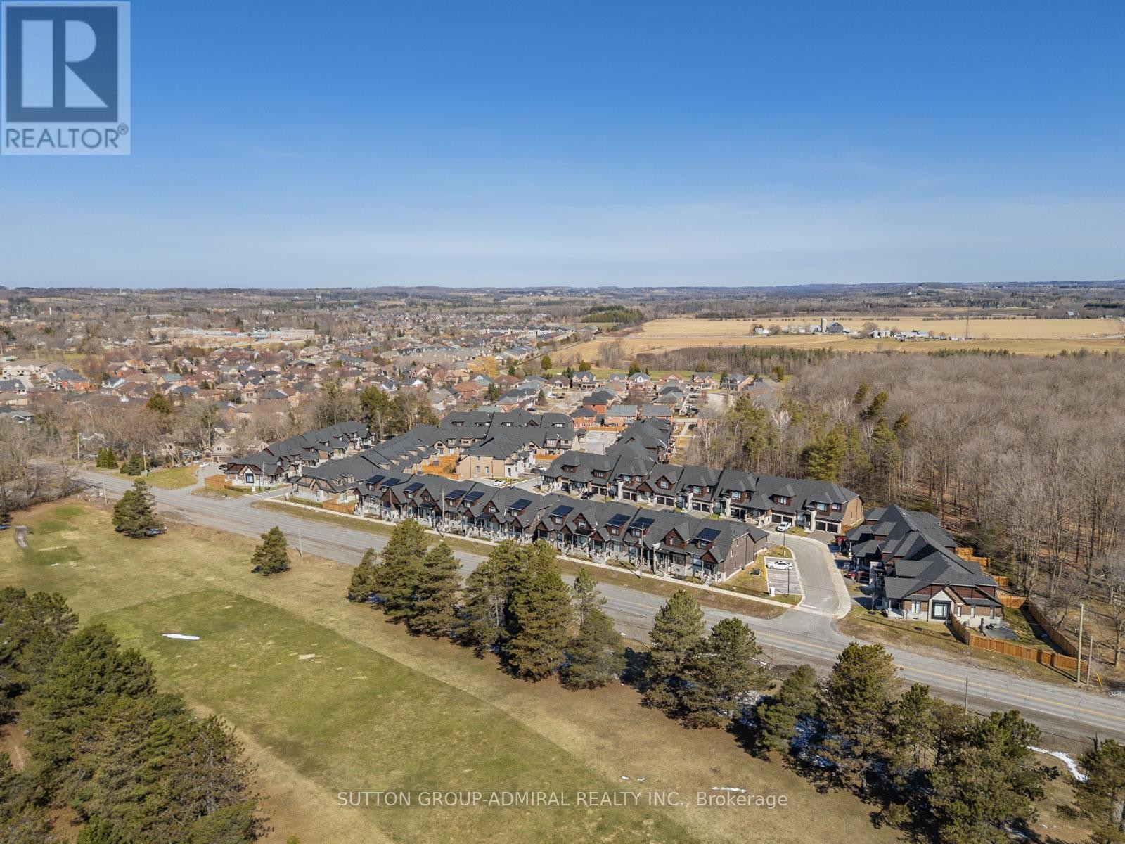












2 LOIS TORRANCE TRAIL

,
Uxbridge,




Ontario
L9P0R9

