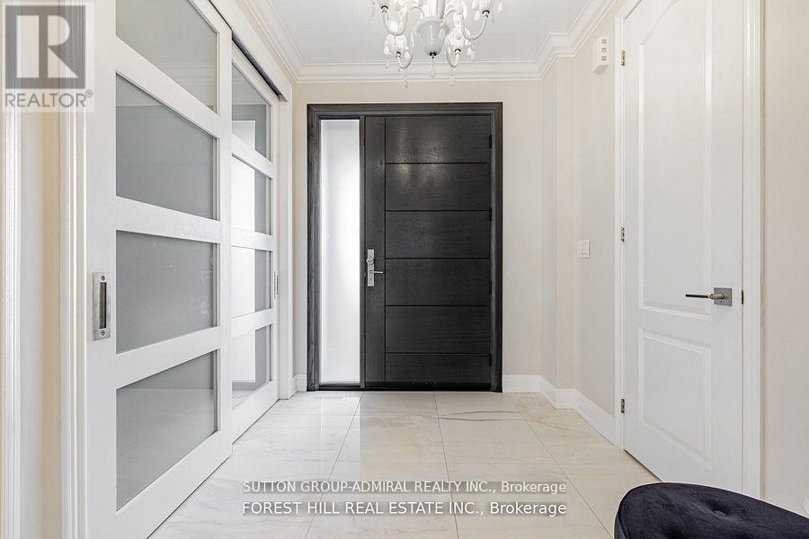












18 WILLIAM BOWES BOULEVARD

,
Vaughan (Patterson),




Ontario
L6A4B1

