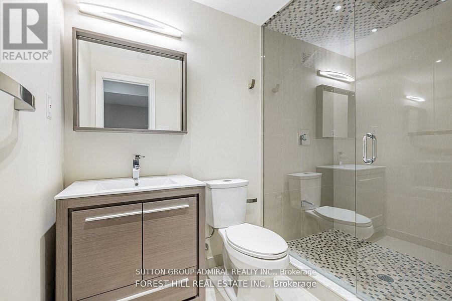 












18 WILLIAM BOWES BOULEVARD

,
Vaughan (Patterson),




Ontario
L6A4B1

