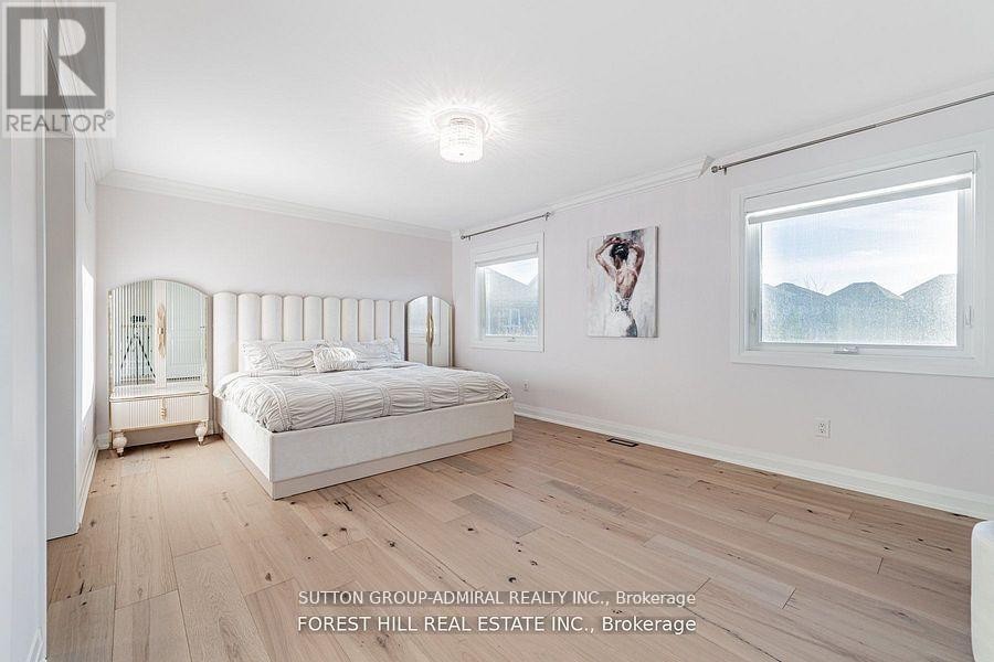 












18 WILLIAM BOWES BOULEVARD

,
Vaughan (Patterson),




Ontario
L6A4B1

