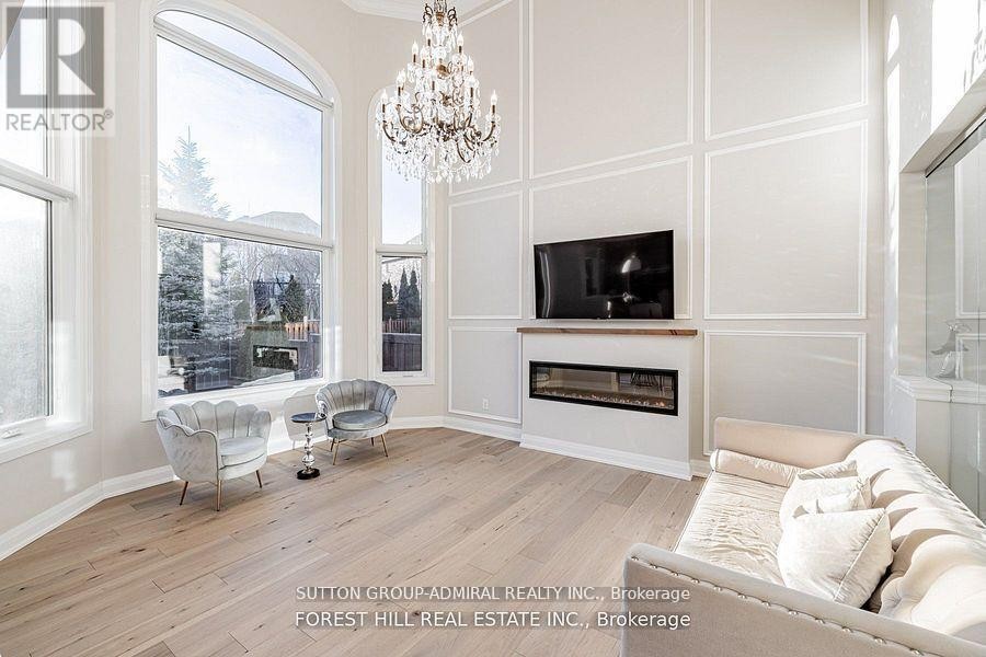 












18 WILLIAM BOWES BOULEVARD

,
Vaughan (Patterson),




Ontario
L6A4B1

