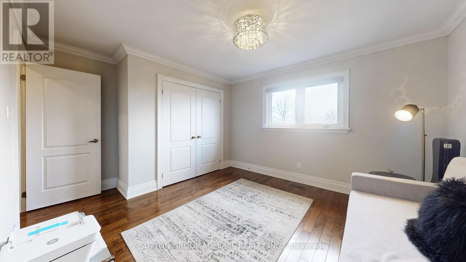












8 COLLEEN STREET

,
Vaughan (Crestwood-Springfarm-Yorkhill),




Ontario
L4J5H1

