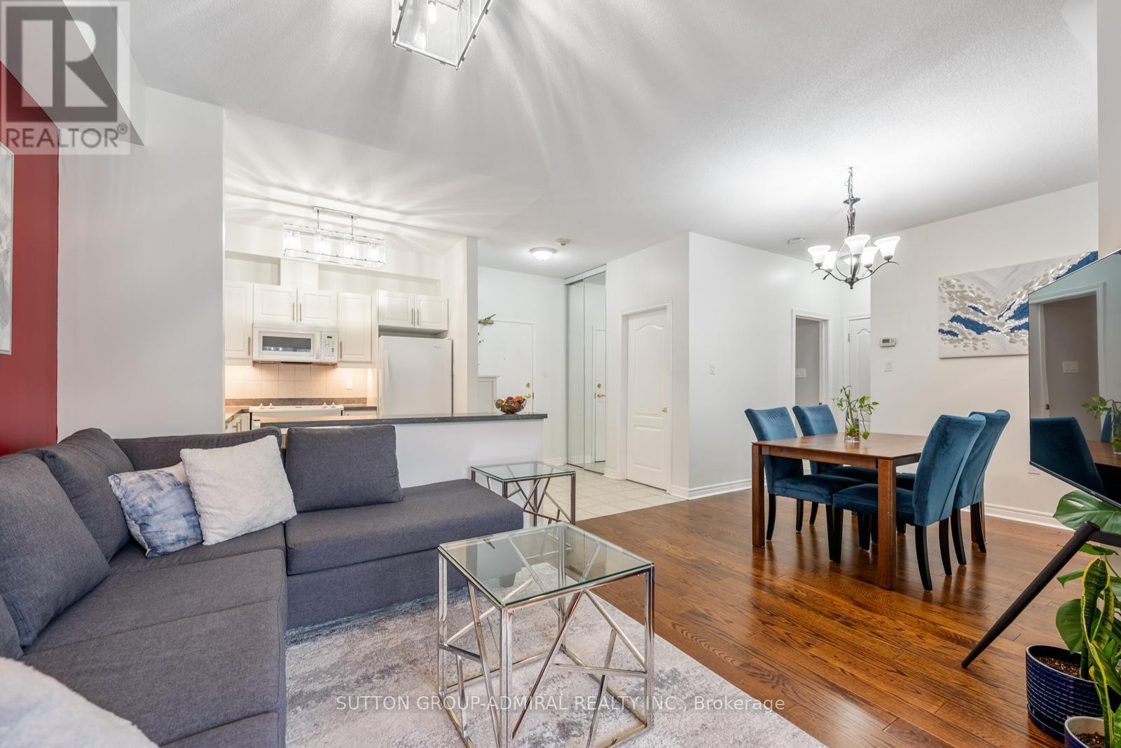 












102 - 9944 KEELE STREET

,
Vaughan (Maple),




Ontario
L6A3Z4

