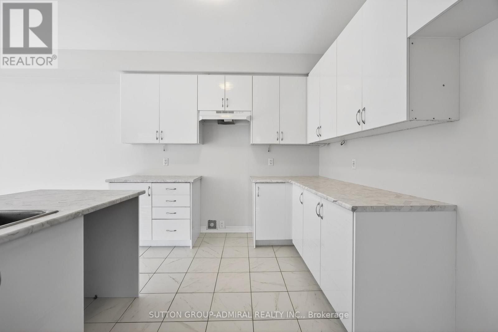 












2237 GRAINGER LOOP

,
Innisfil,




Ontario
L9S0N1

