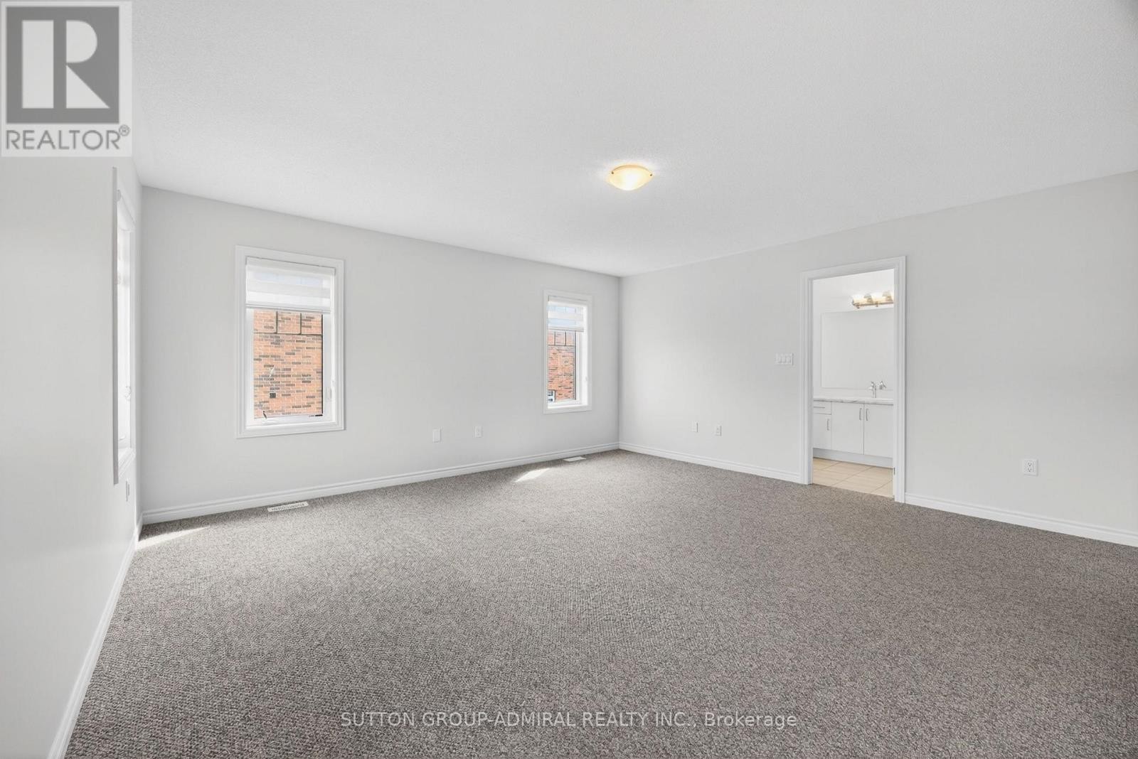 












2237 GRAINGER LOOP

,
Innisfil,




Ontario
L9S0N1

