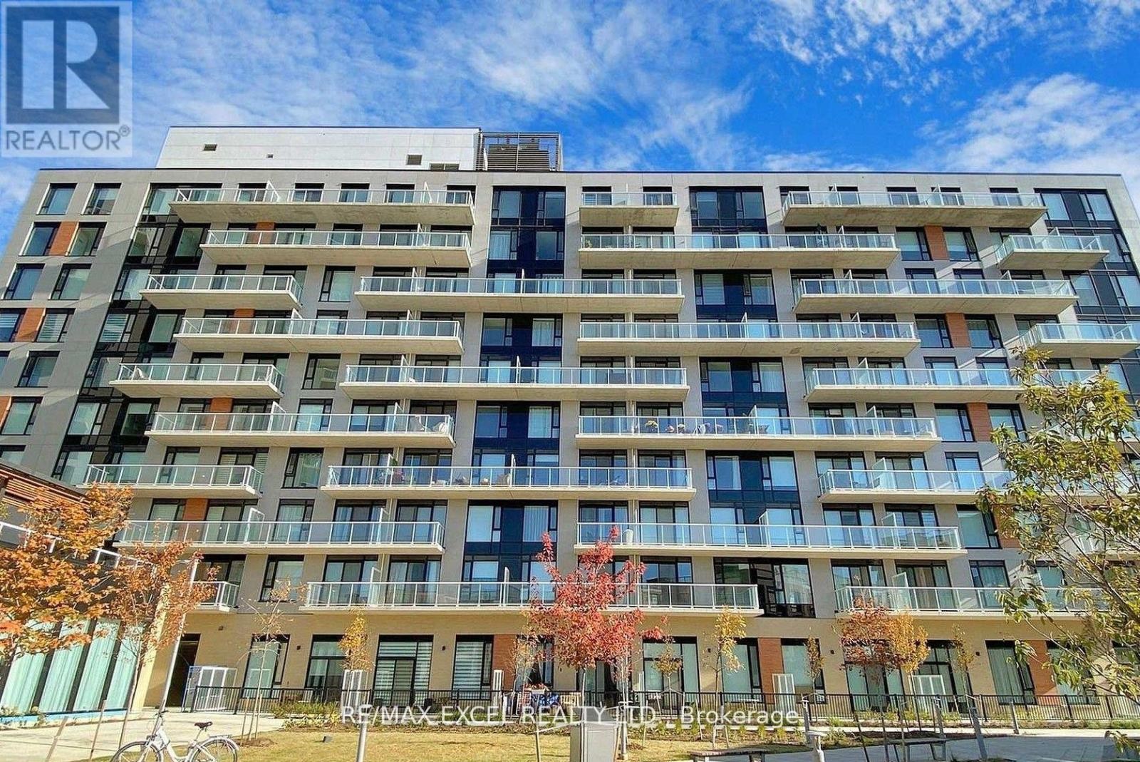 












407 - 6 DAVID EYER ROAD E

,
Richmond Hill,




Ontario
L4S0N5

