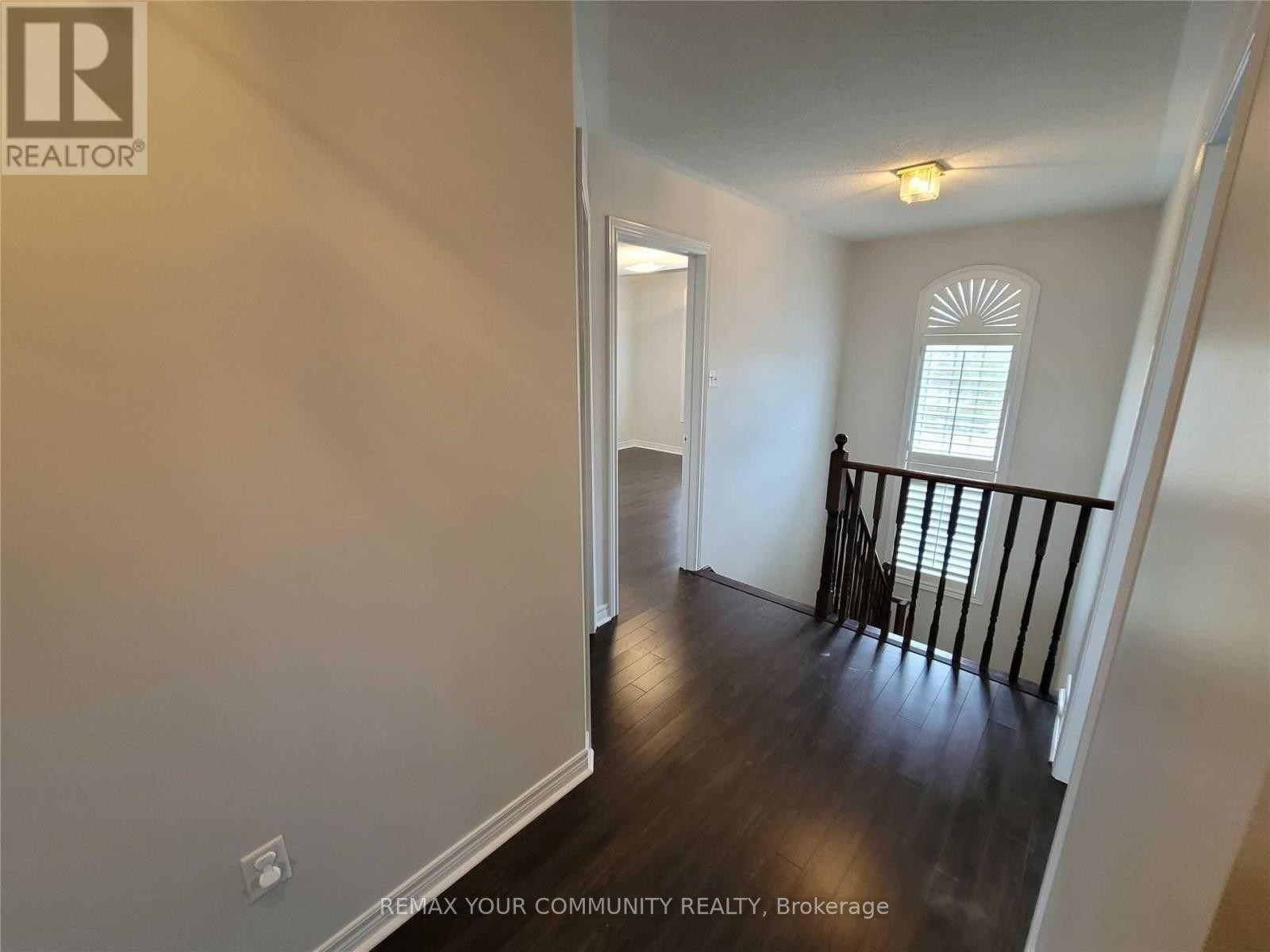 












5 BELLCROFT LANE

,
Markham (Cornell),




Ontario
L6B0N7

