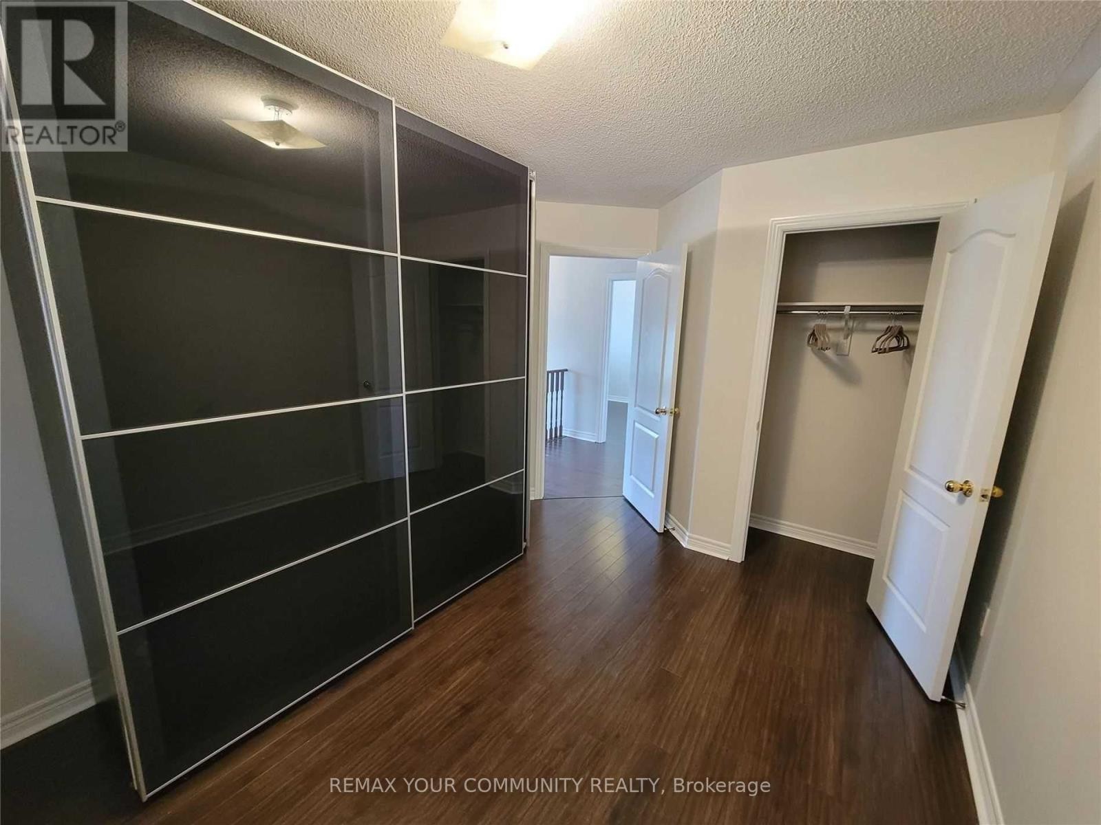 












5 BELLCROFT LANE

,
Markham (Cornell),




Ontario
L6B0N7

