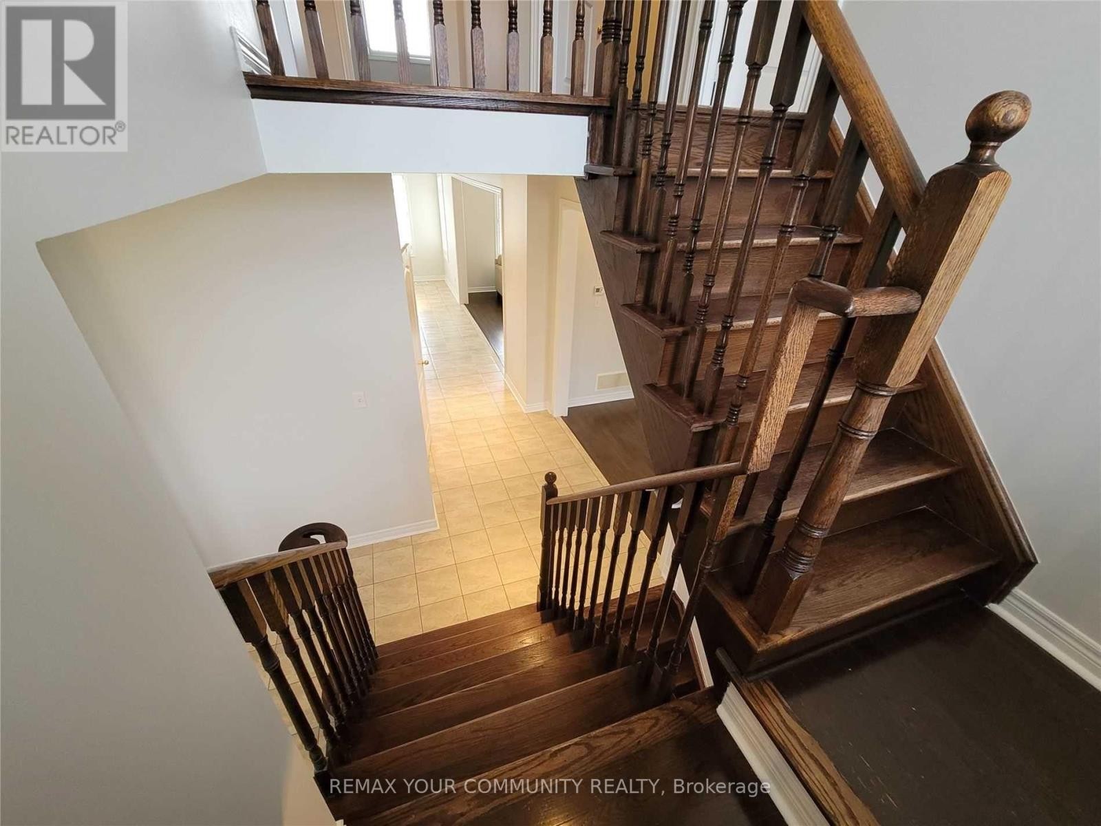 












5 BELLCROFT LANE

,
Markham (Cornell),




Ontario
L6B0N7

