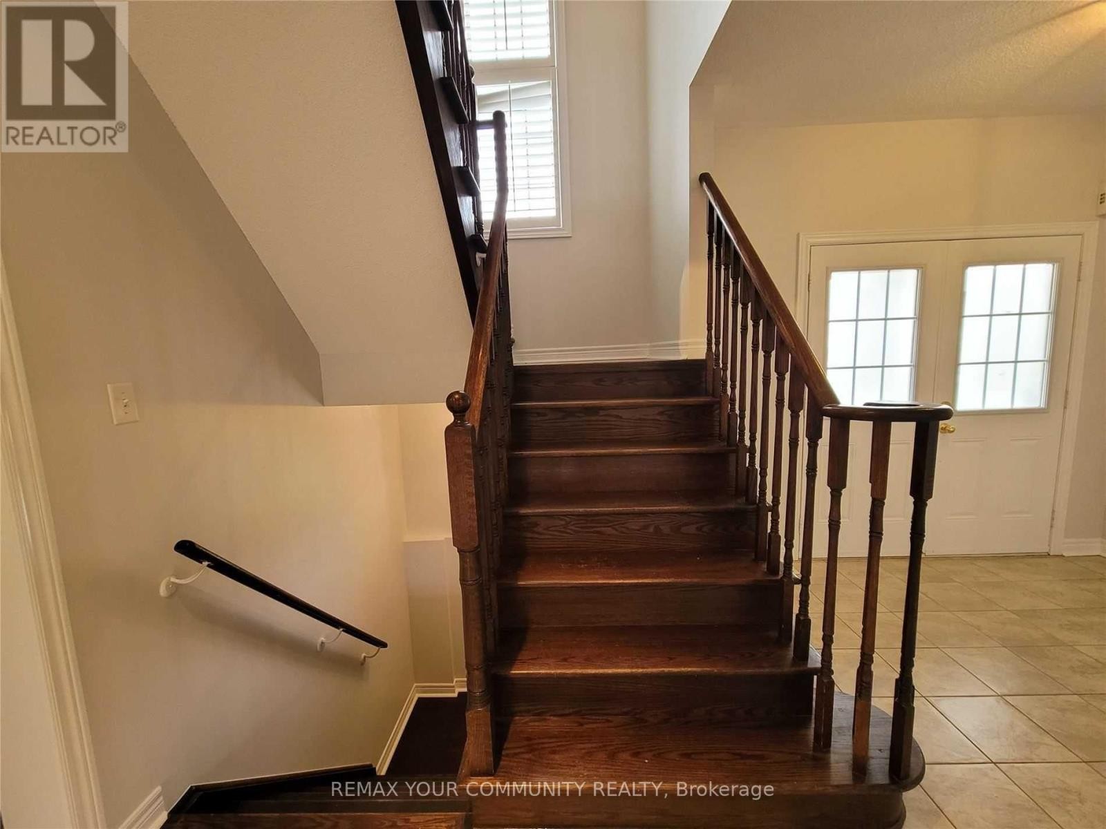 












5 BELLCROFT LANE

,
Markham (Cornell),




Ontario
L6B0N7

