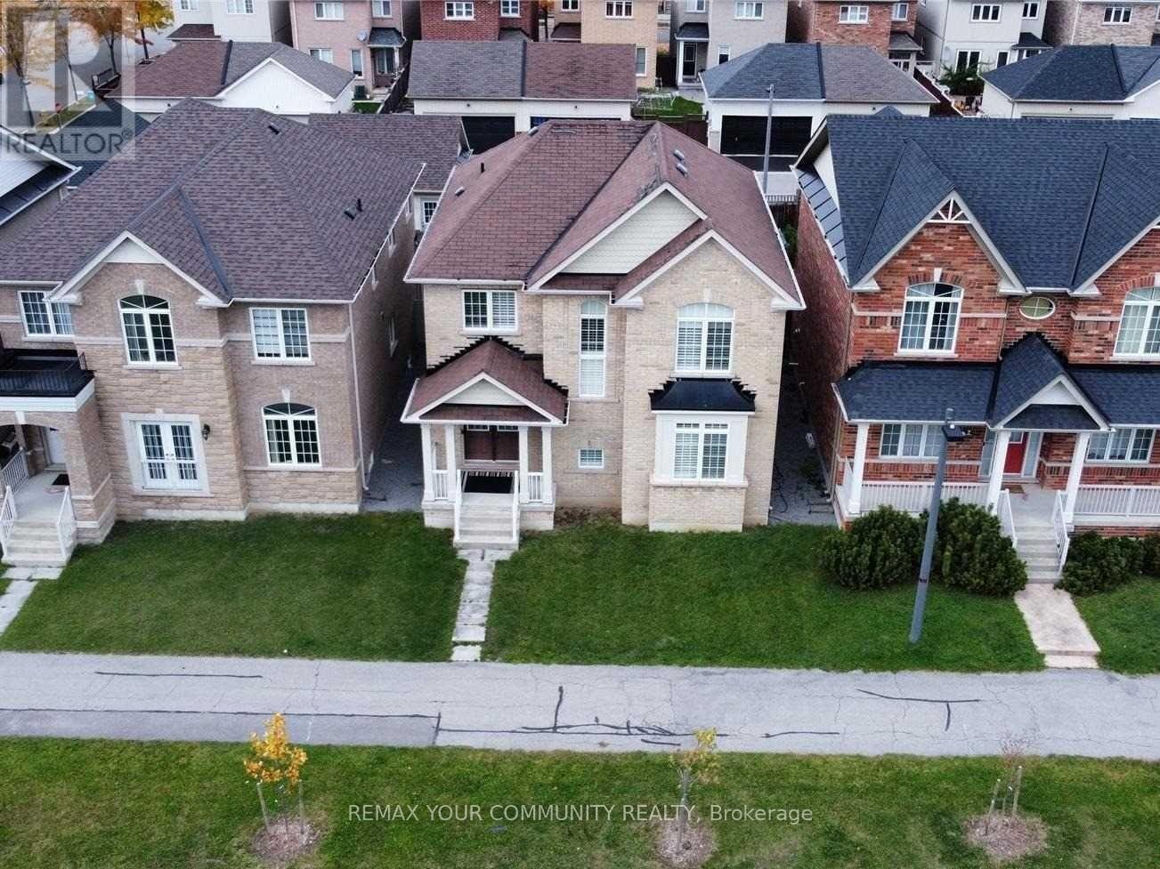 












5 BELLCROFT LANE

,
Markham (Cornell),




Ontario
L6B0N7

