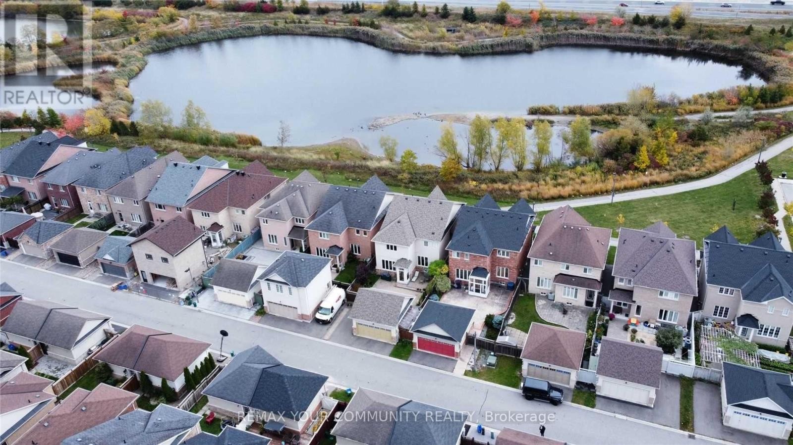 












5 BELLCROFT LANE

,
Markham (Cornell),




Ontario
L6B0N7

