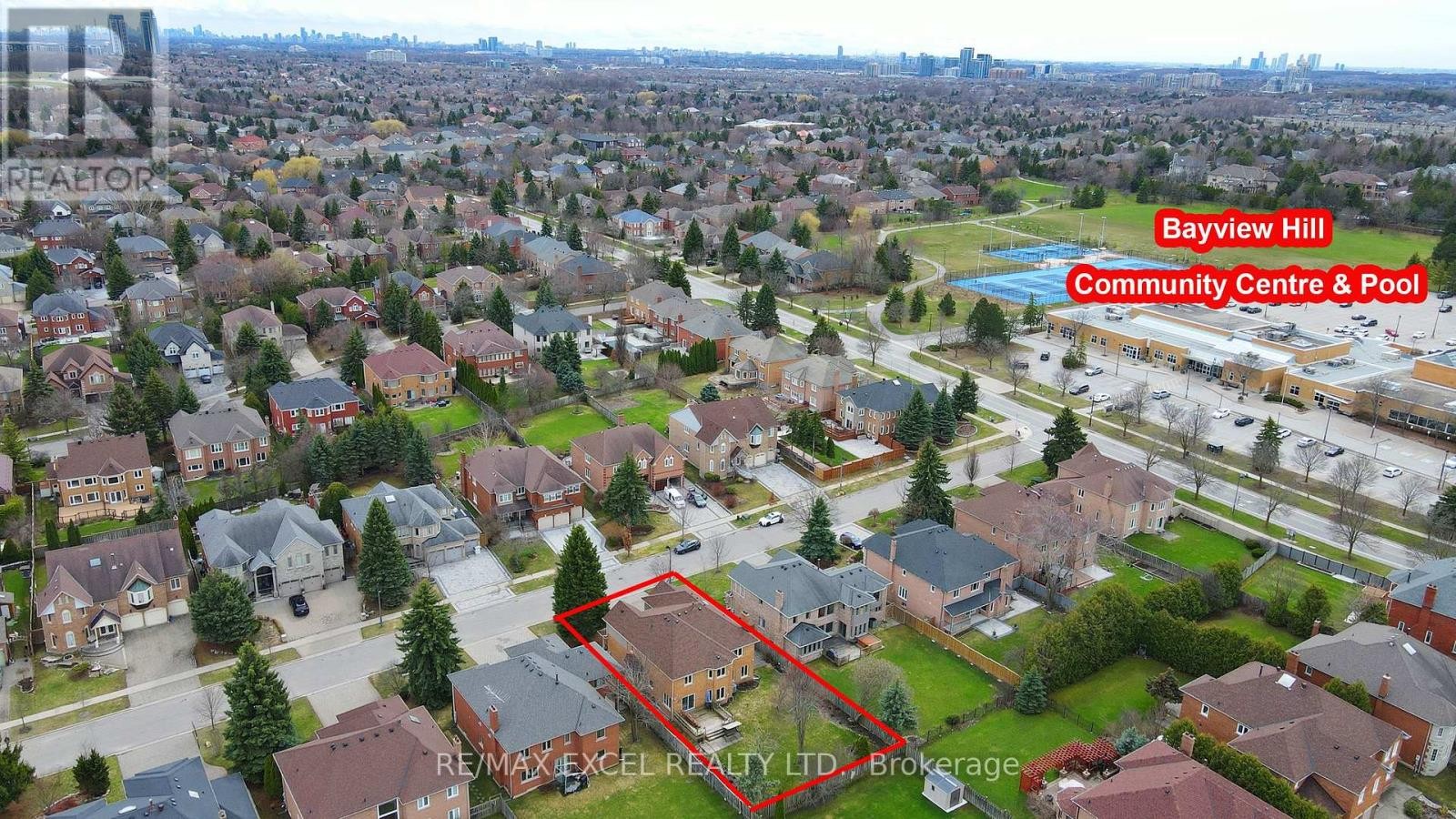 












10 BROOKSHILL CRESCENT

,
Richmond Hill (Bayview Hill),




Ontario
L4B3J1

