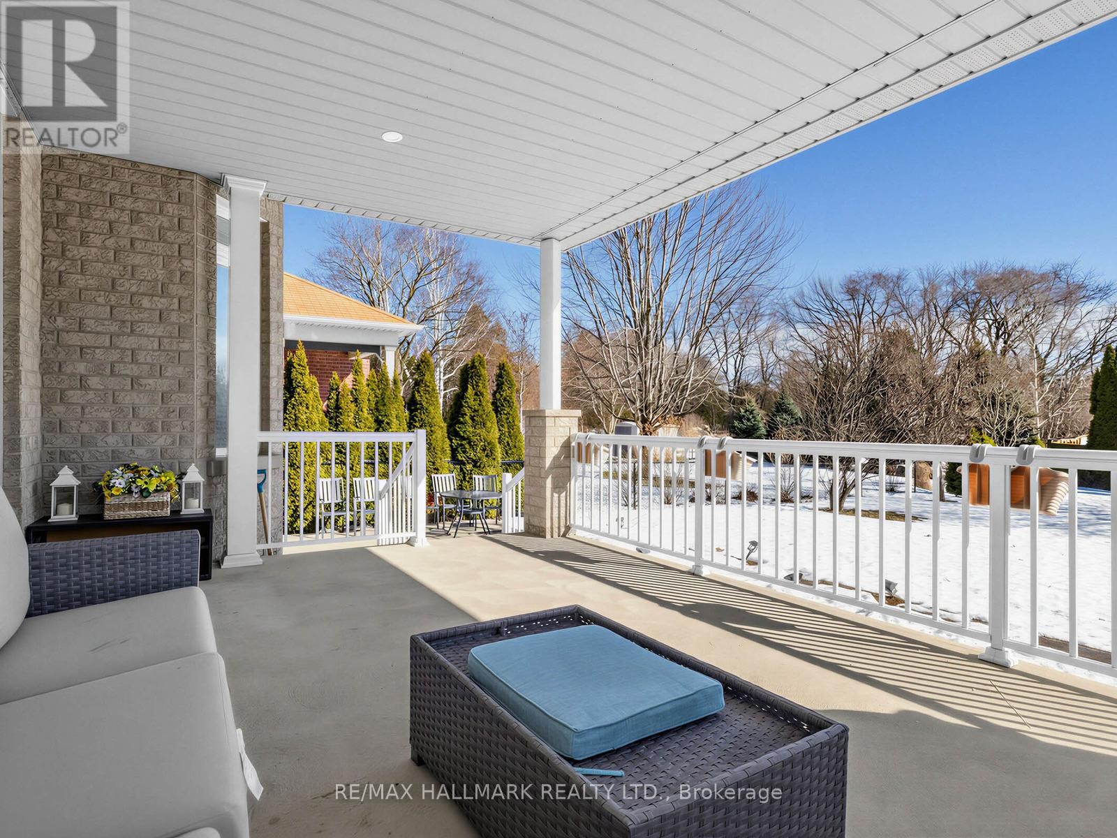 












69 B ELM GROVE AVENUE

,
Richmond Hill (Oak Ridges),




Ontario
L4E2V4

