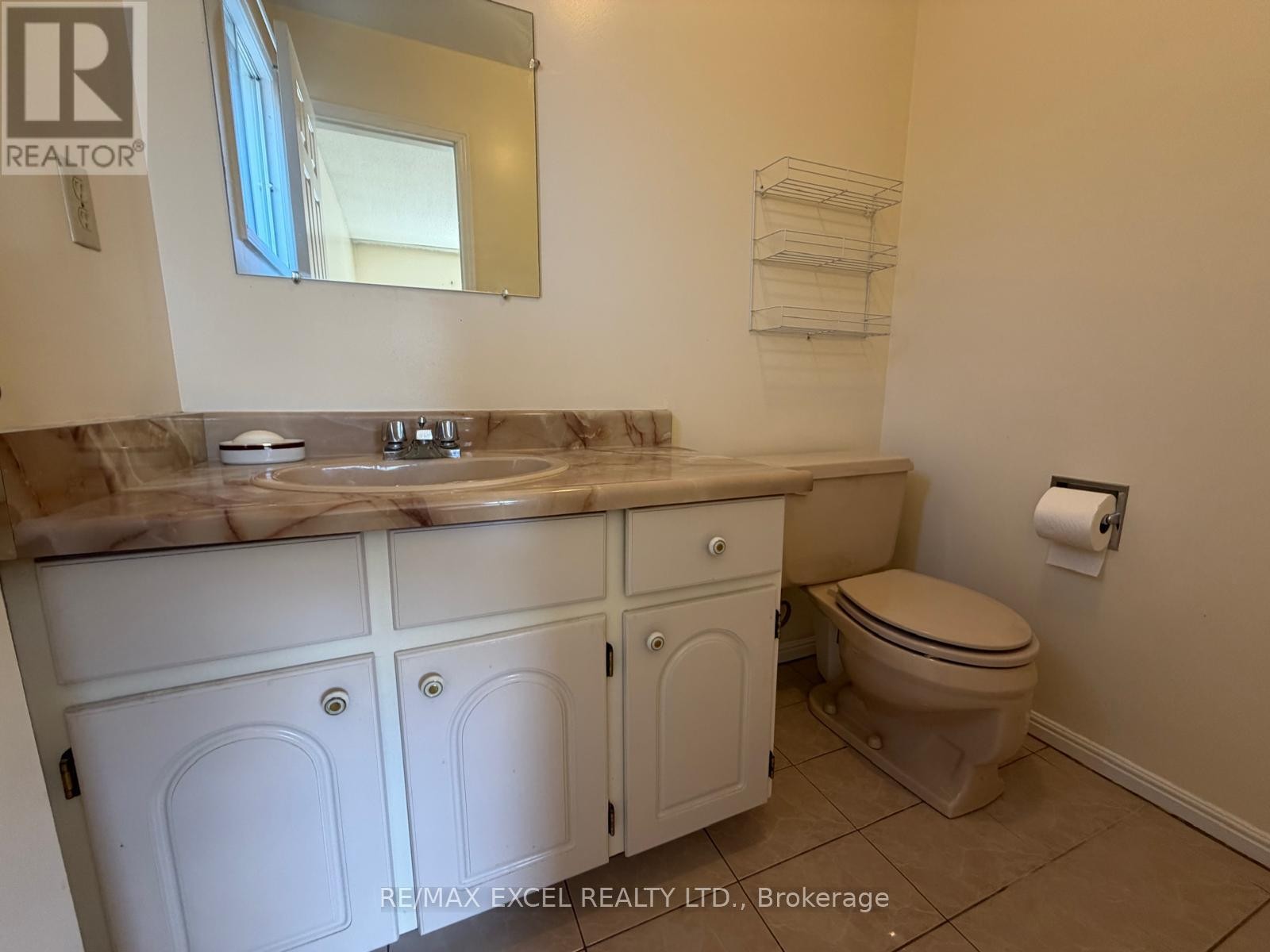 












94 PEPPERELL CRESCENT

,
Markham (Milliken Mills West),




Ontario
L3R3G8

