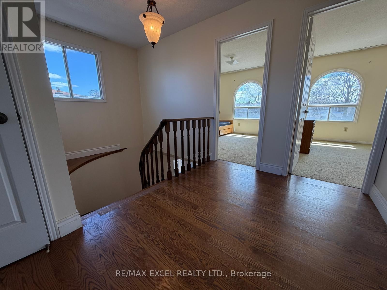 












94 PEPPERELL CRESCENT

,
Markham (Milliken Mills West),




Ontario
L3R3G8

