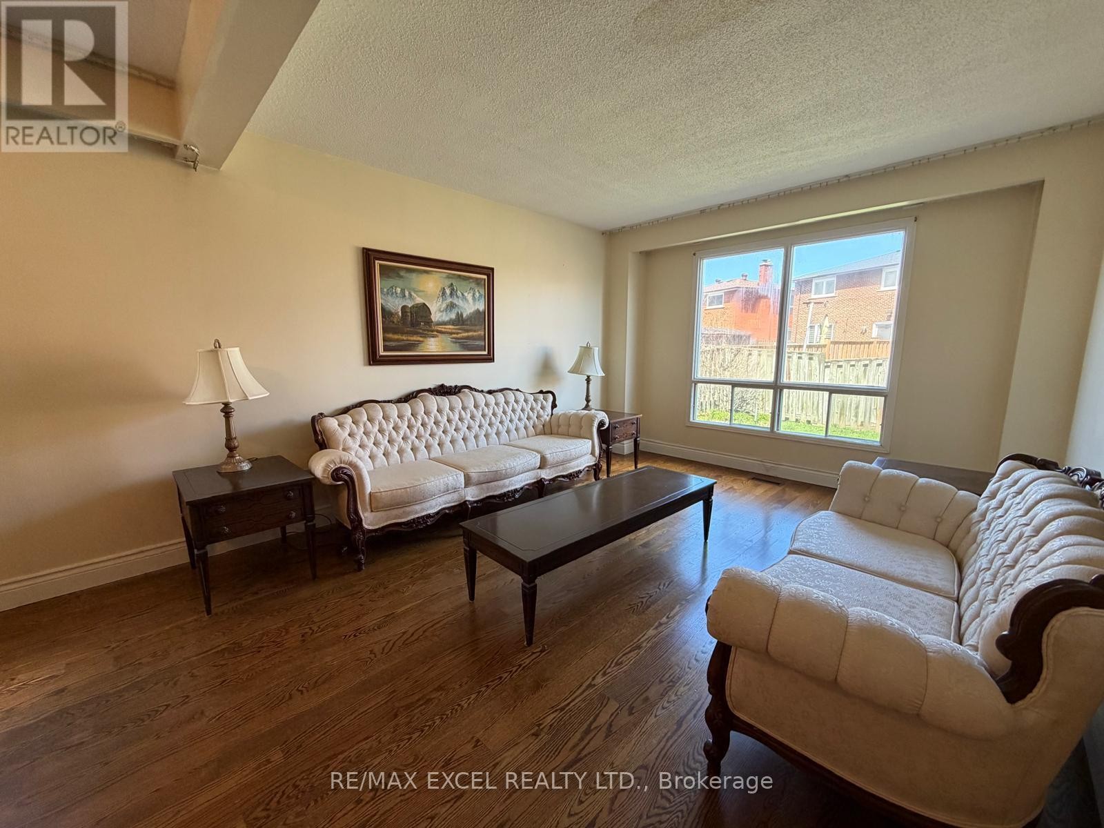 












94 PEPPERELL CRESCENT

,
Markham (Milliken Mills West),




Ontario
L3R3G8

