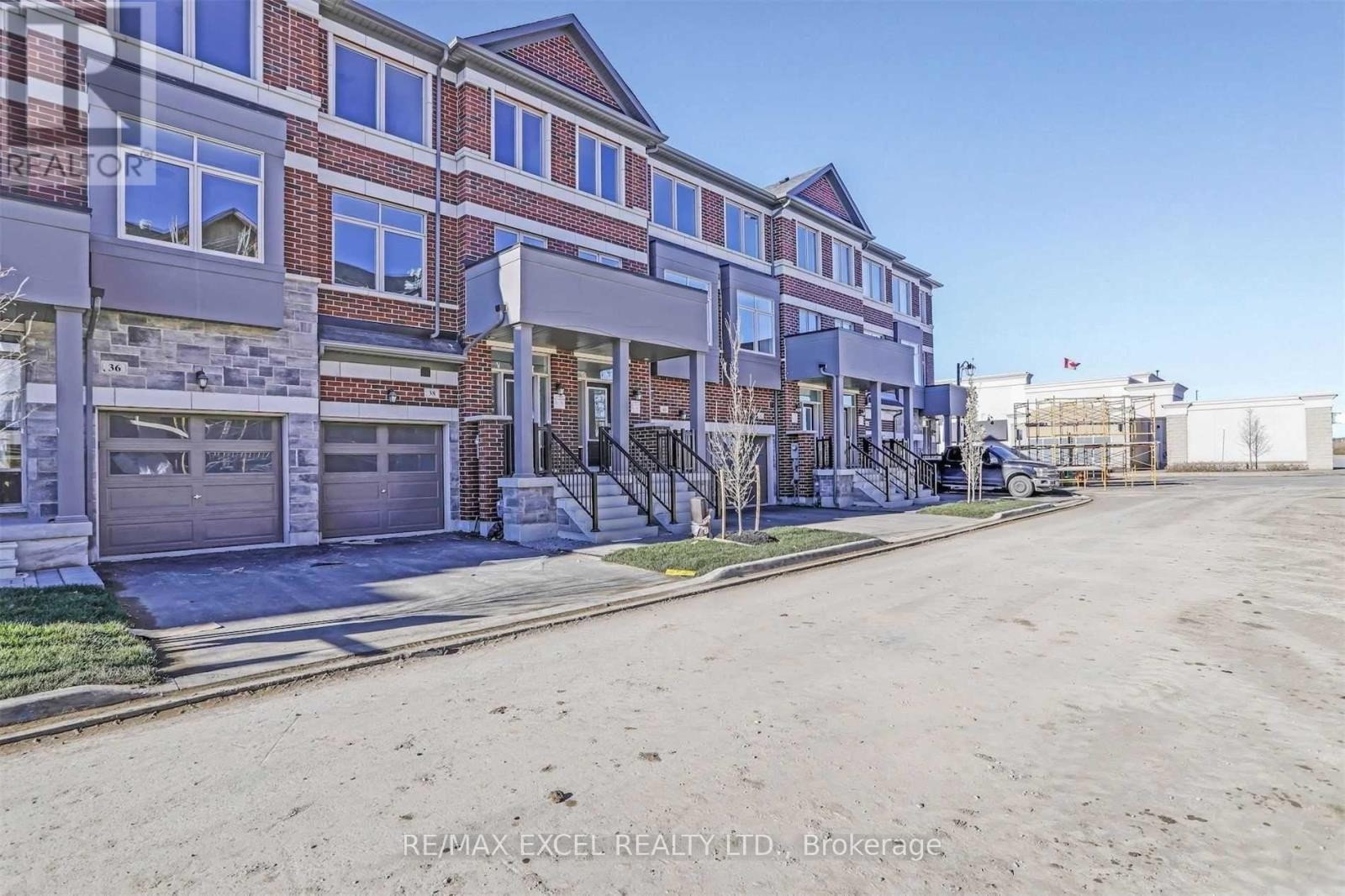 












40 SISSONS WAY

,
Markham (Cedar Grove),




Ontario
L6B0S1

