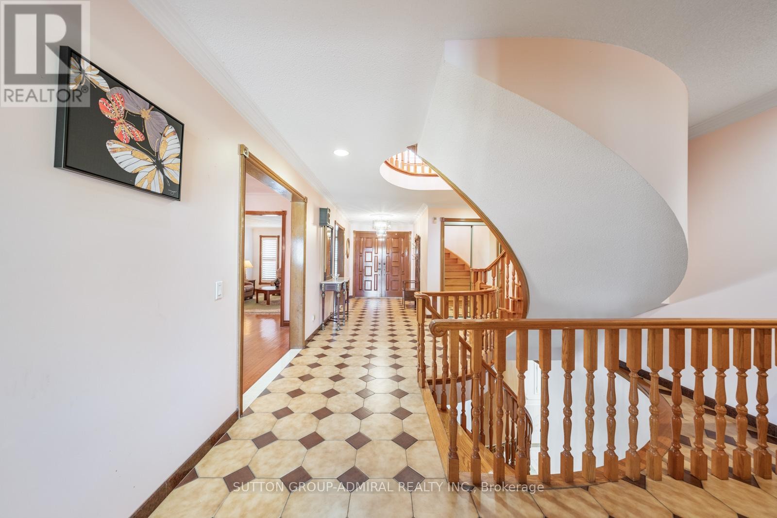 












48 WELDRICK ROAD W

,
Richmond Hill (North Richvale),




Ontario
L4C3T8

