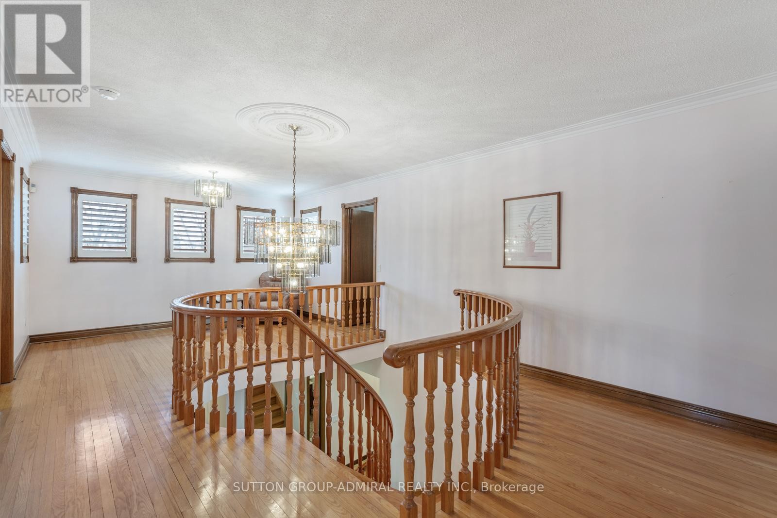 












48 WELDRICK ROAD W

,
Richmond Hill (North Richvale),




Ontario
L4C3T8

