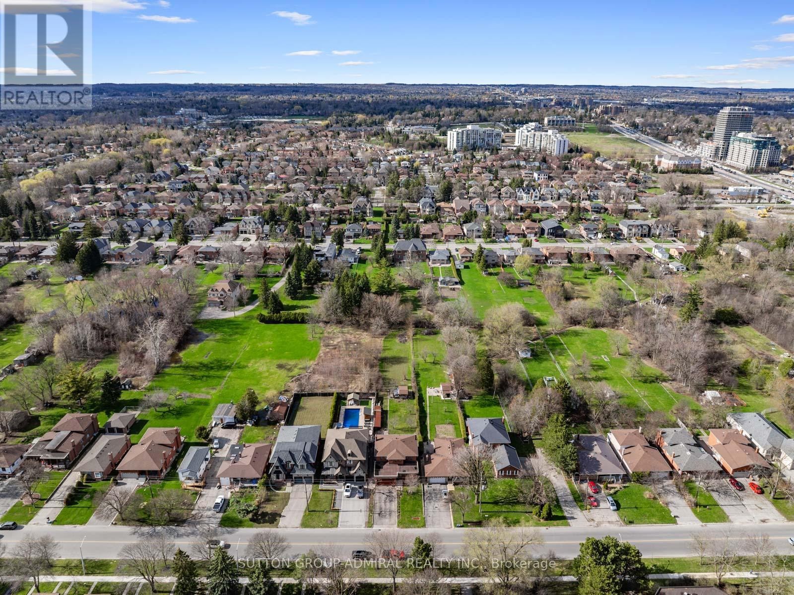 












48 WELDRICK ROAD W

,
Richmond Hill (North Richvale),




Ontario
L4C3T8

