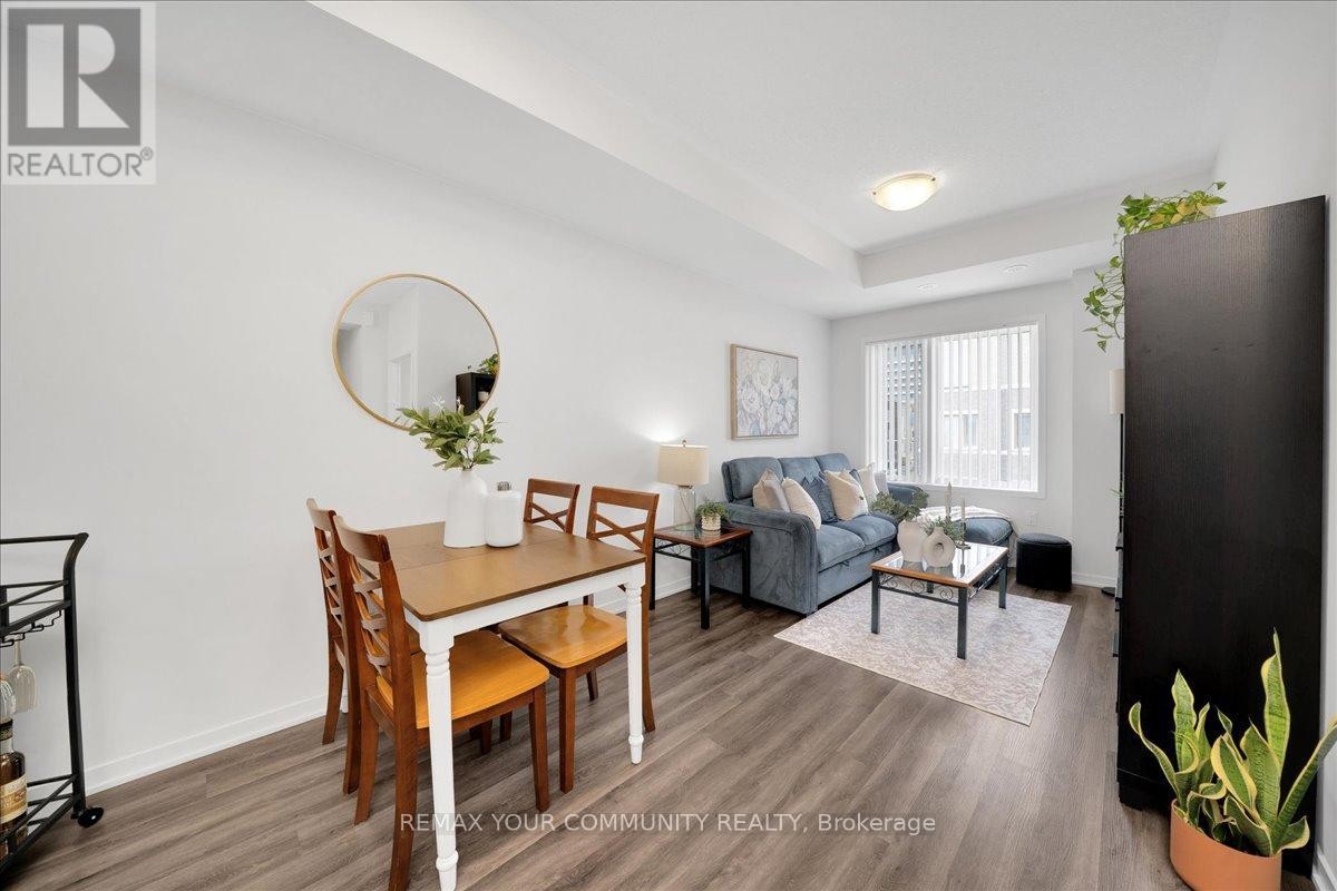 












311 - 130 HONEYCRISP CRESCENT

,
Vaughan (Vaughan Corporate Centre),




Ontario
L4K0N7

