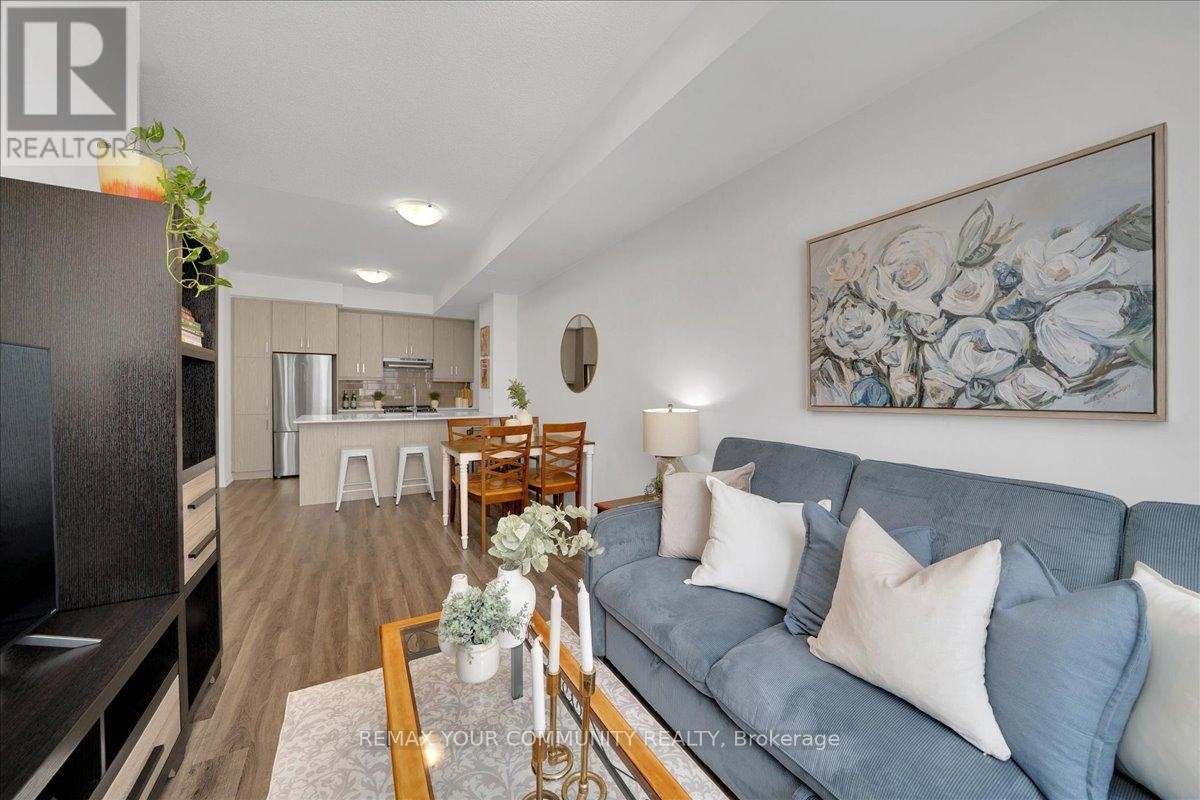 












311 - 130 HONEYCRISP CRESCENT

,
Vaughan (Vaughan Corporate Centre),




Ontario
L4K0N7


