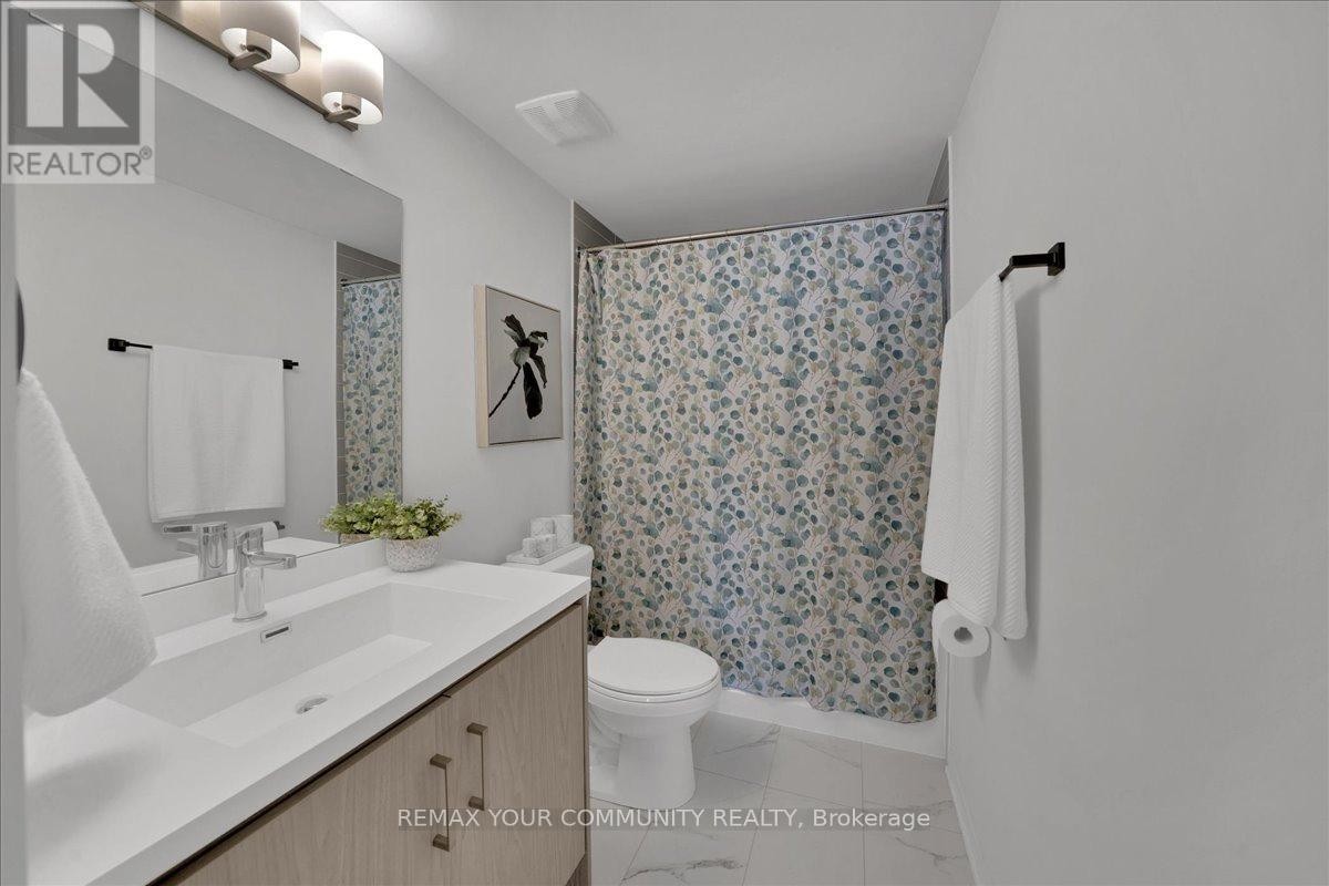 












311 - 130 HONEYCRISP CRESCENT

,
Vaughan (Vaughan Corporate Centre),




Ontario
L4K0N7

