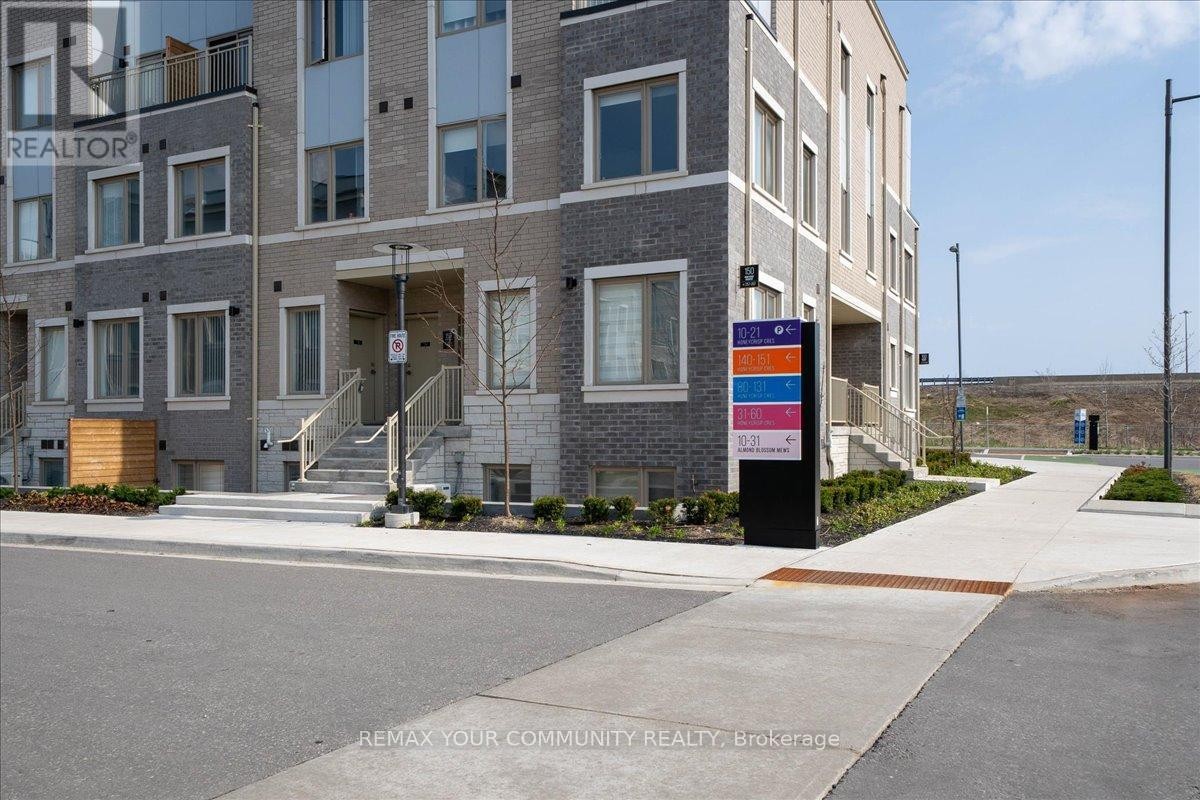 












311 - 130 HONEYCRISP CRESCENT

,
Vaughan (Vaughan Corporate Centre),




Ontario
L4K0N7

