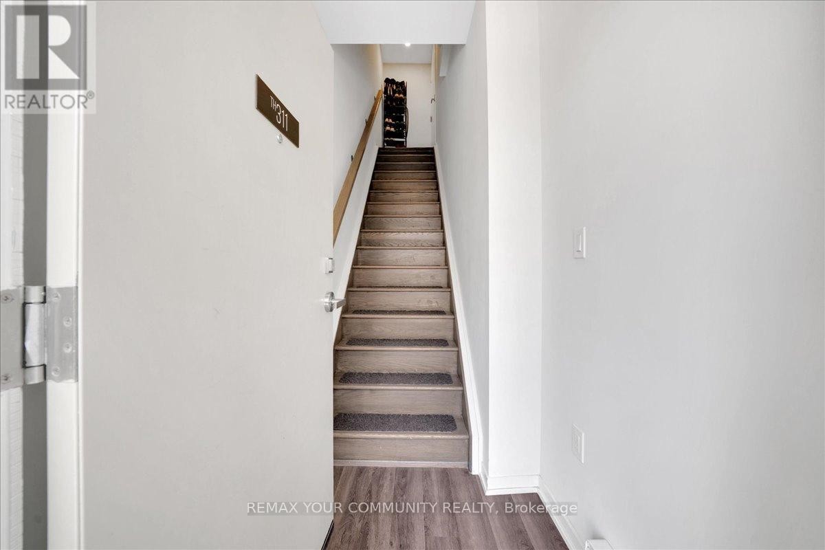 












311 - 130 HONEYCRISP CRESCENT

,
Vaughan (Vaughan Corporate Centre),




Ontario
L4K0N7

