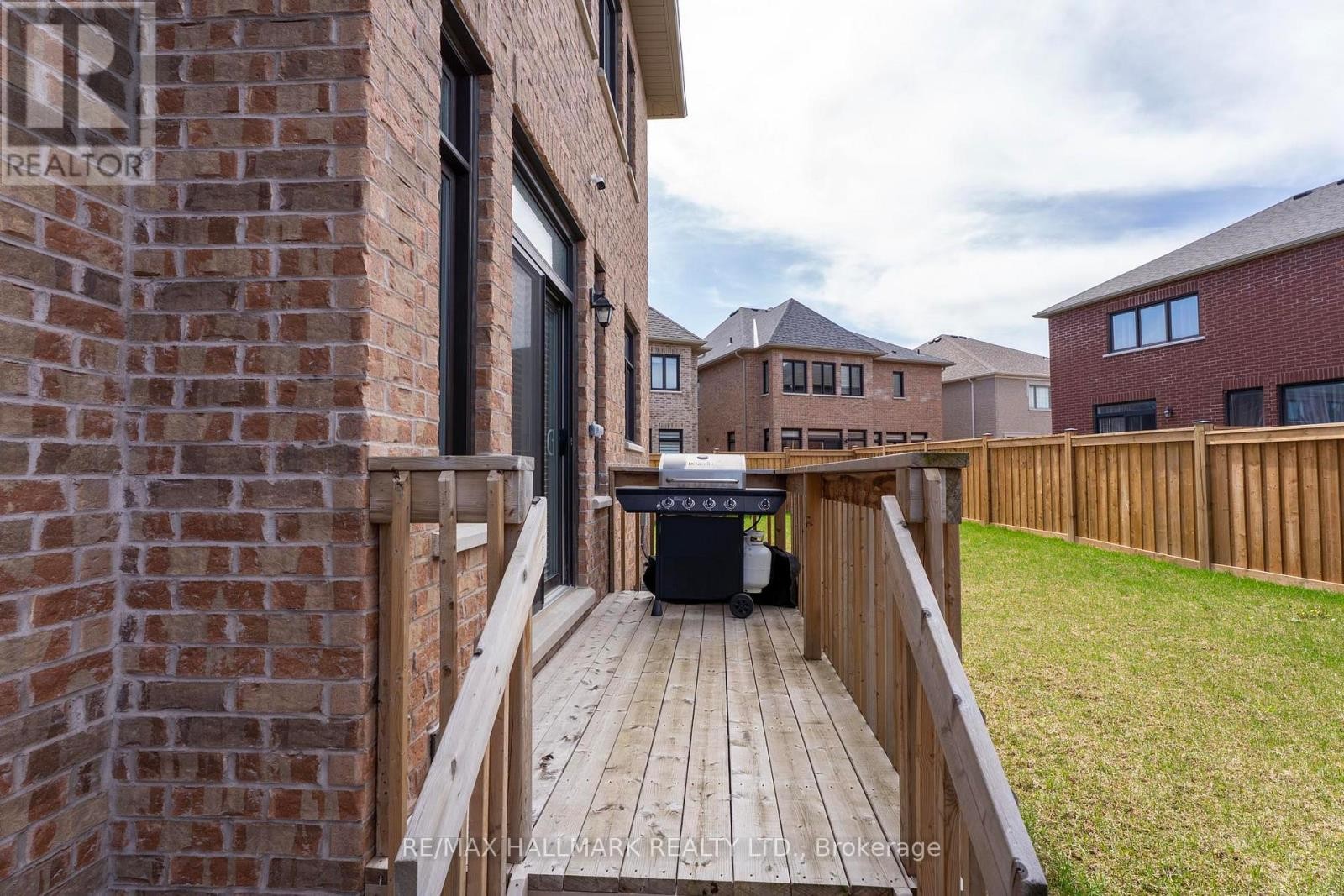 












77 TERRAIN COURT

,
East Gwillimbury (Holland Landing),




Ontario
L9N0T2


