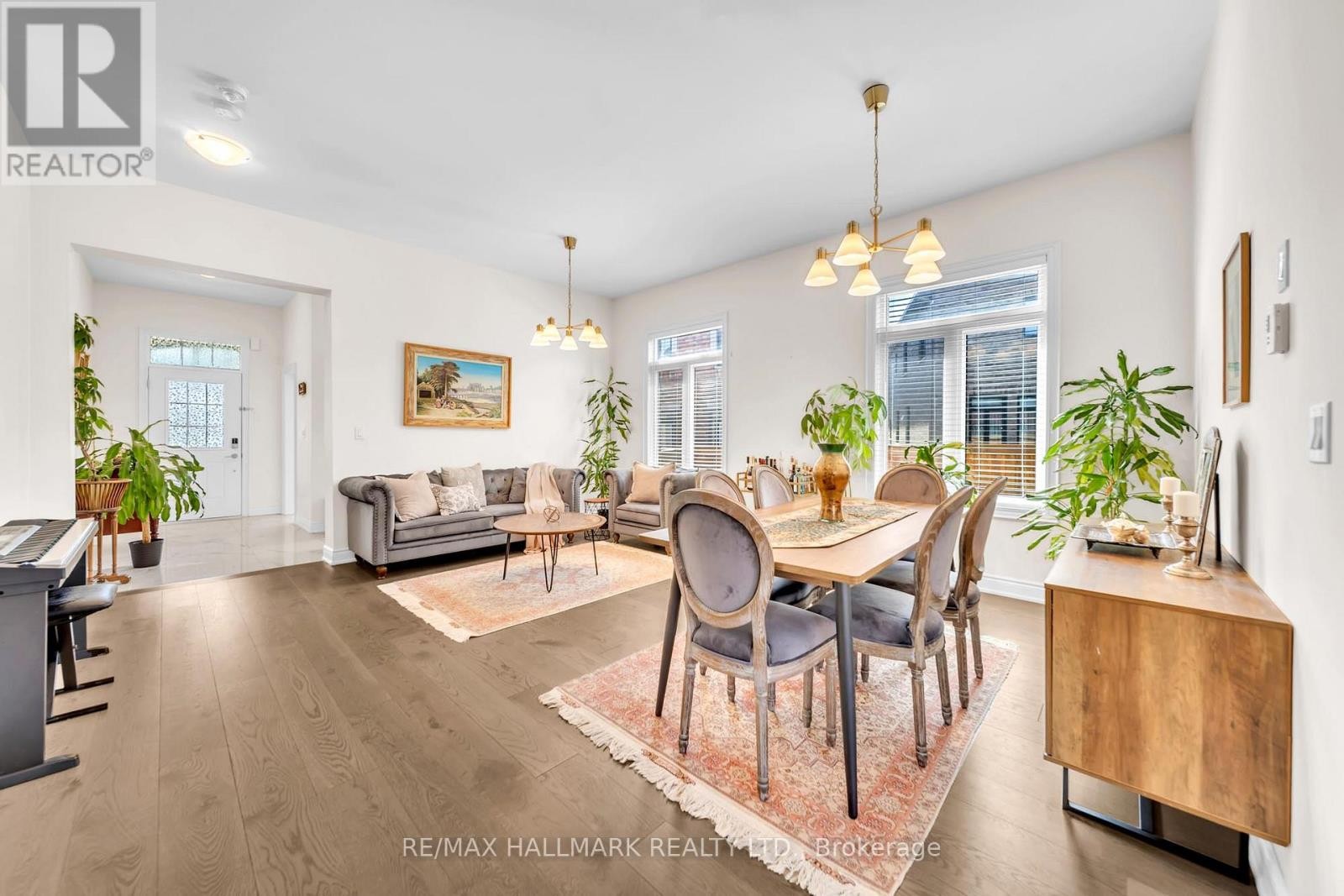 












77 TERRAIN COURT

,
East Gwillimbury (Holland Landing),




Ontario
L9N0T2

