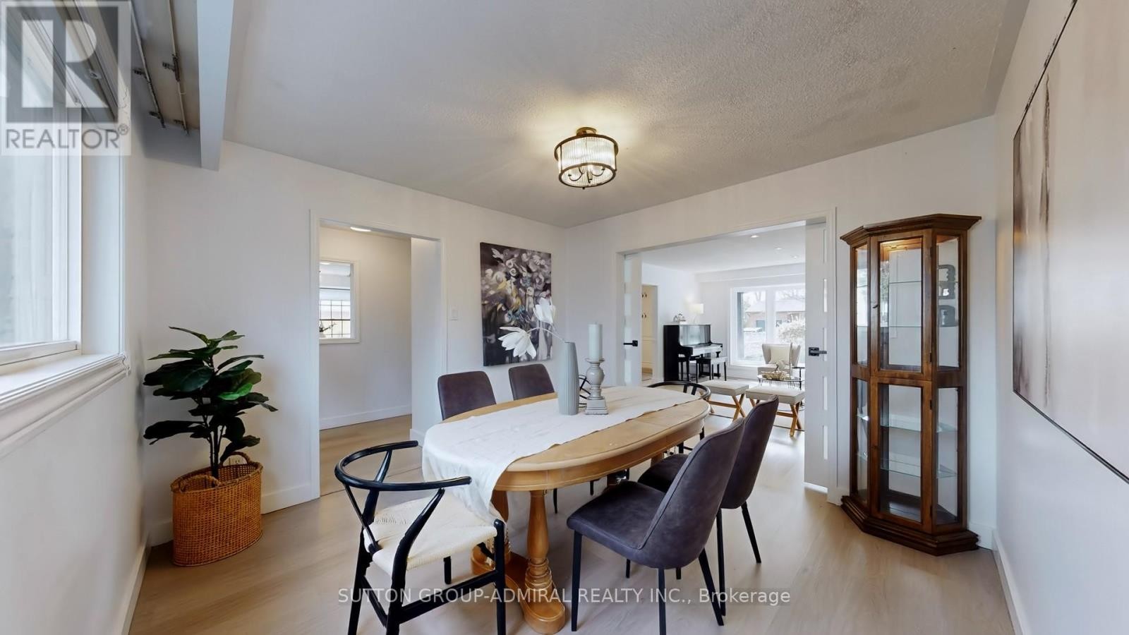 












7 KNOTTY PINE TRAIL

,
Markham (Royal Orchard),




Ontario
L3T3W5

