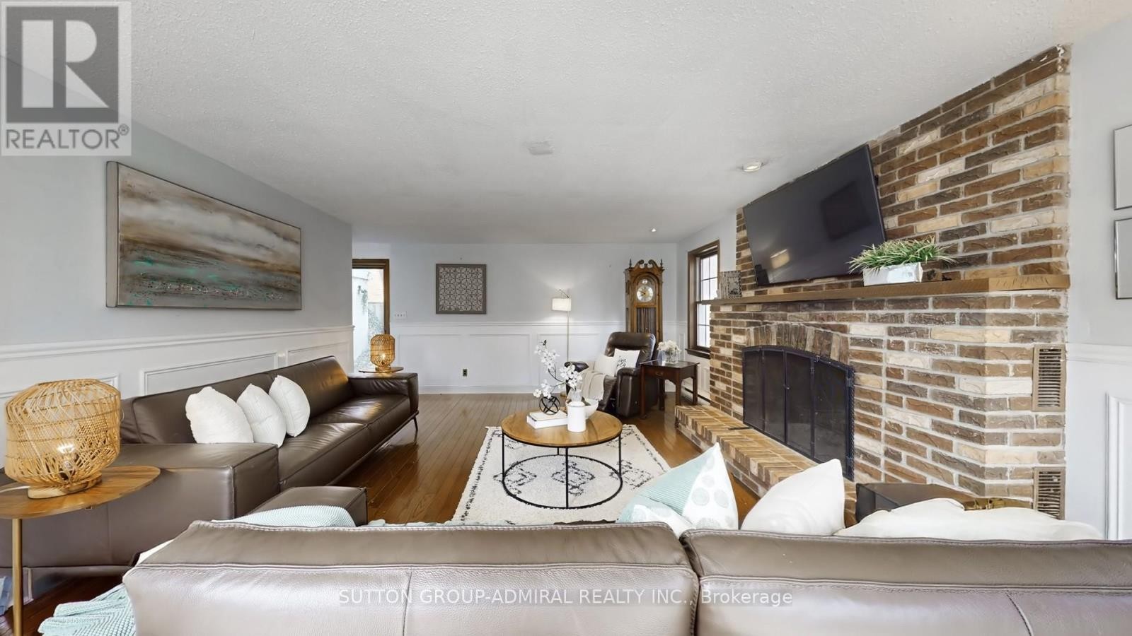 












7 KNOTTY PINE TRAIL

,
Markham (Royal Orchard),




Ontario
L3T3W5

