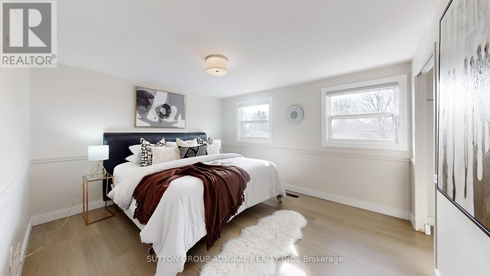 












7 KNOTTY PINE TRAIL

,
Markham (Royal Orchard),




Ontario
L3T3W5


