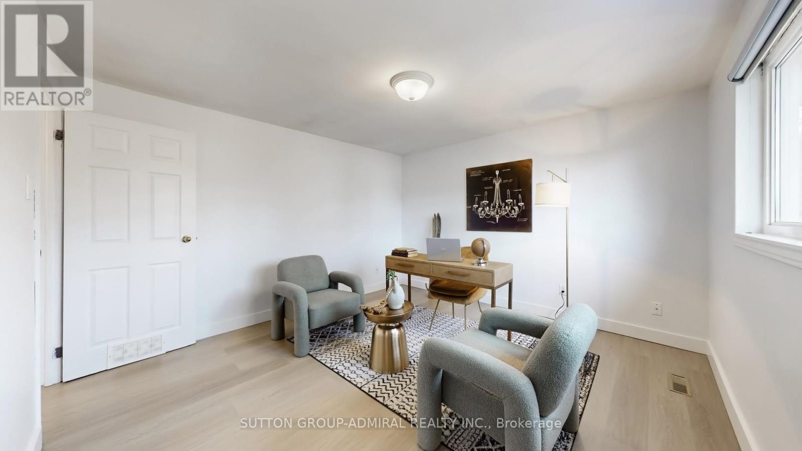 












7 KNOTTY PINE TRAIL

,
Markham (Royal Orchard),




Ontario
L3T3W5

