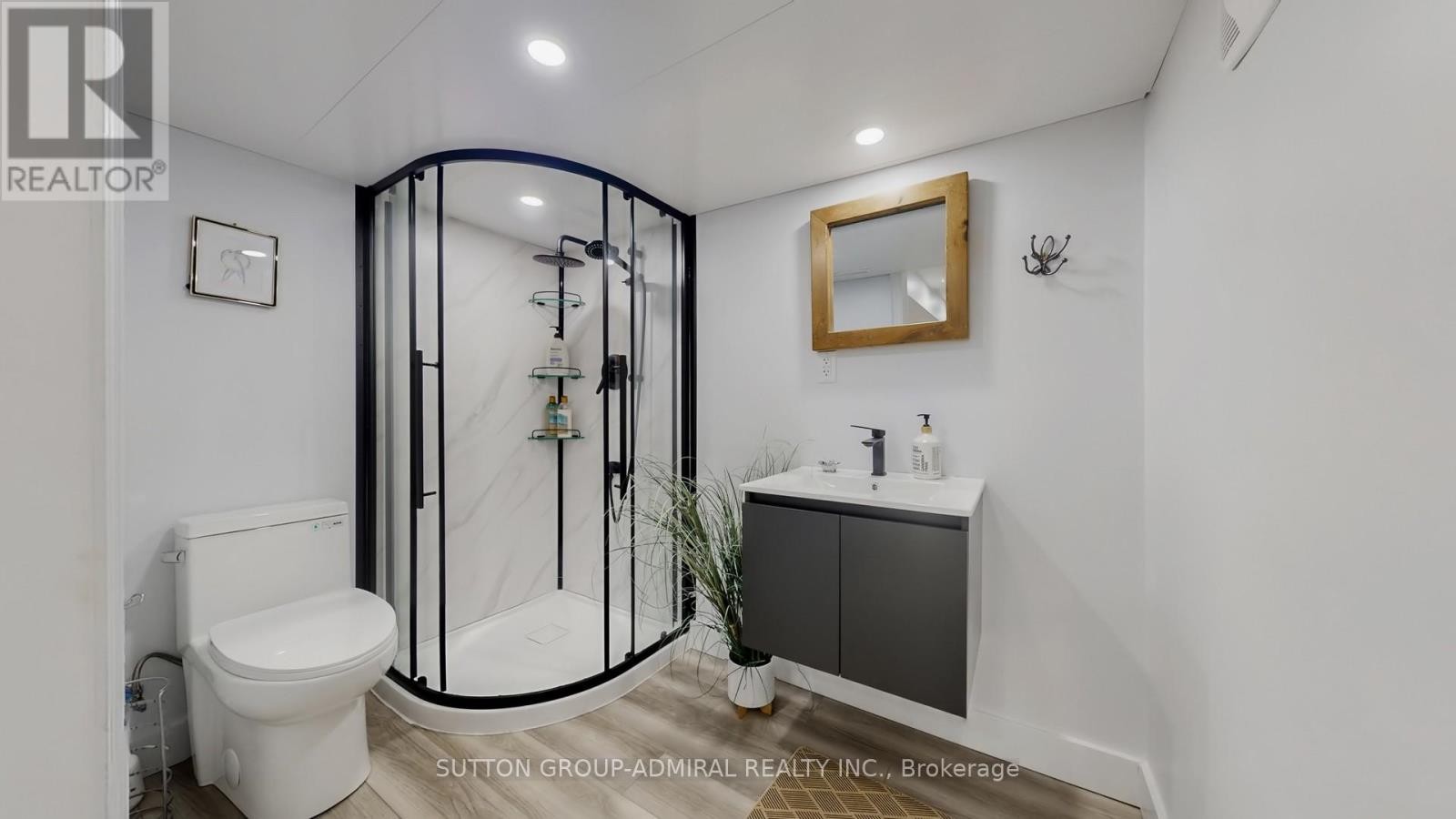 












7 KNOTTY PINE TRAIL

,
Markham (Royal Orchard),




Ontario
L3T3W5

