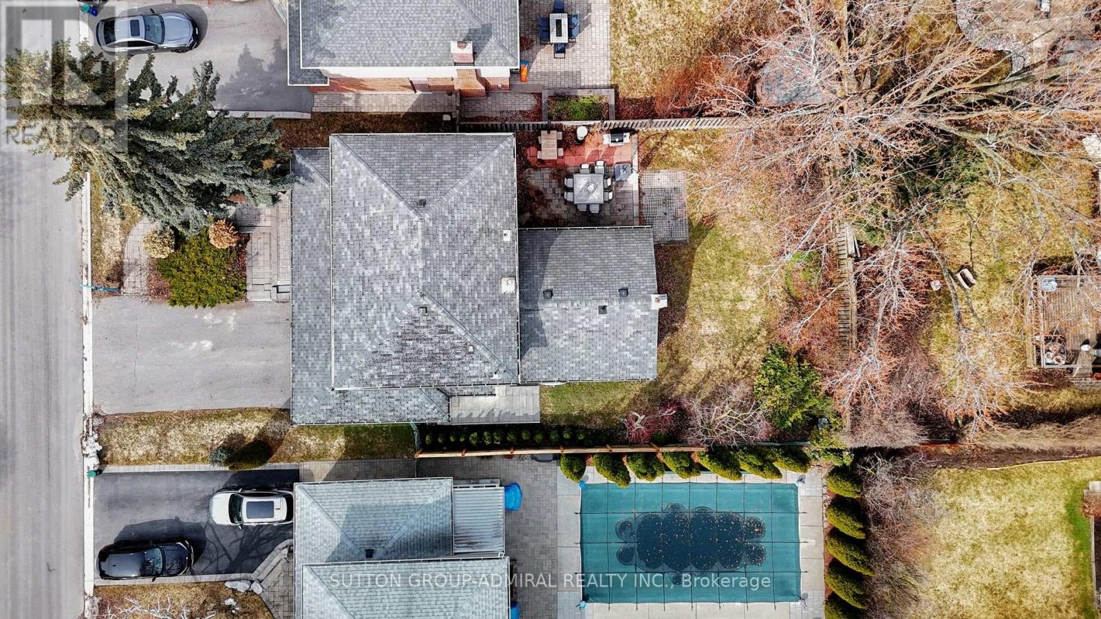












7 KNOTTY PINE TRAIL

,
Markham (Royal Orchard),




Ontario
L3T3W5

