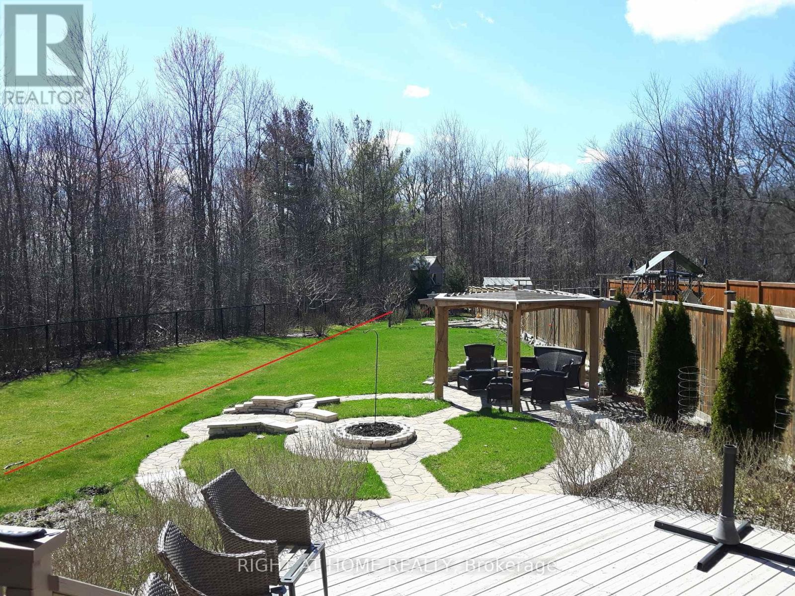 












154 PETER RUPERT AVENUE

,
Vaughan (Patterson),




Ontario
L6A0Y5

