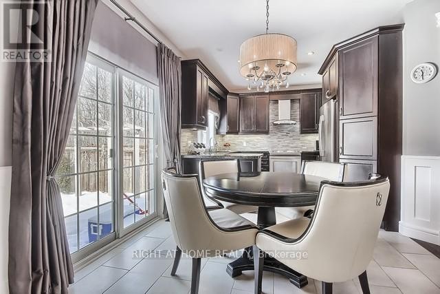 












154 PETER RUPERT AVENUE

,
Vaughan (Patterson),




Ontario
L6A0Y5

