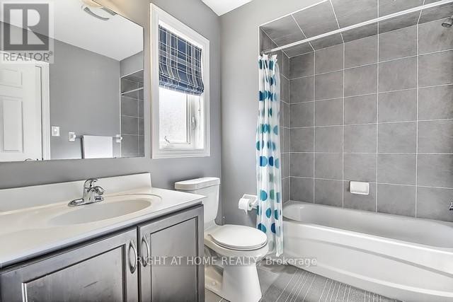 












154 PETER RUPERT AVENUE

,
Vaughan (Patterson),




Ontario
L6A0Y5

